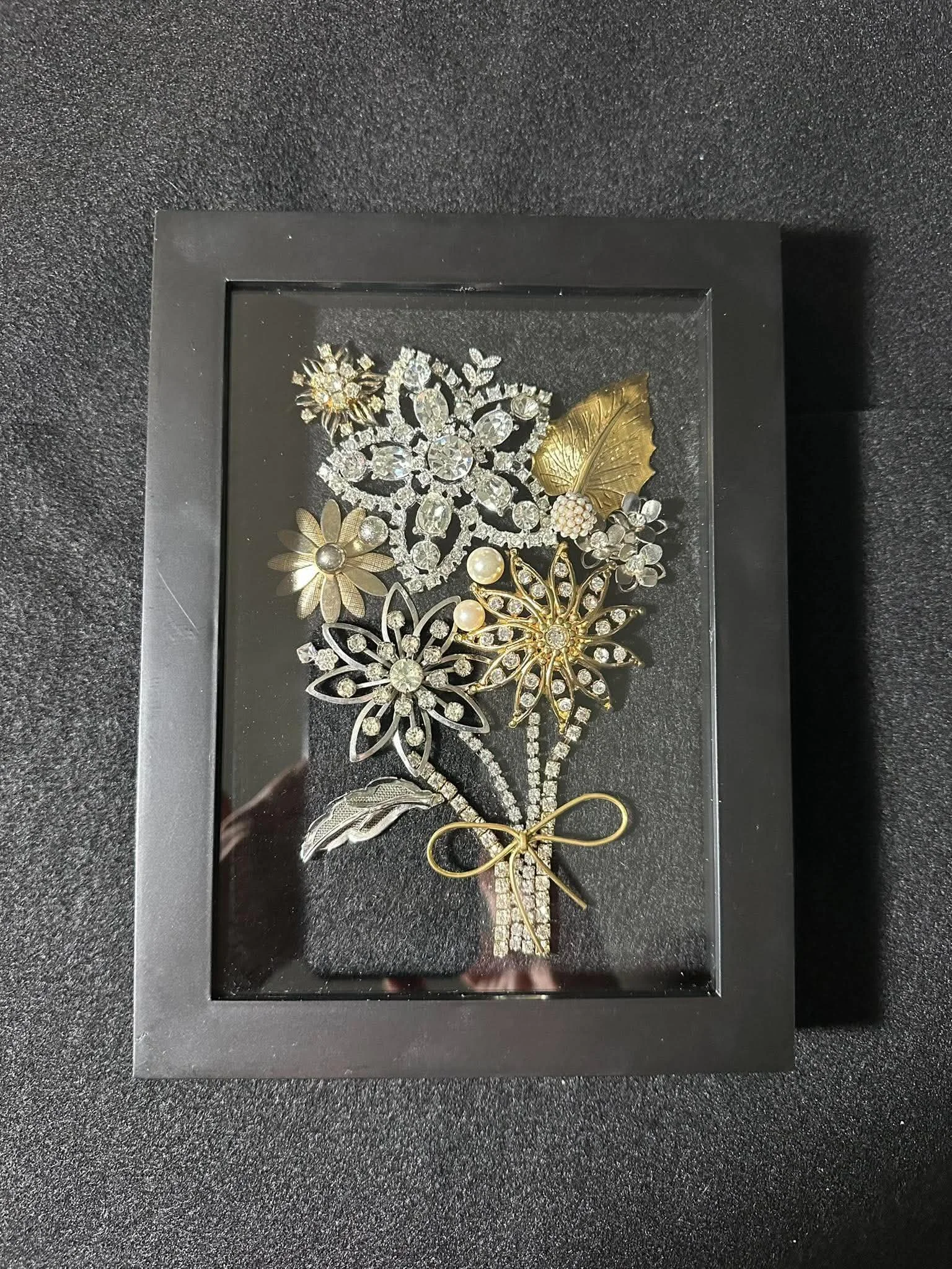 Flower Jewelry Frame by Fab's Trinkets