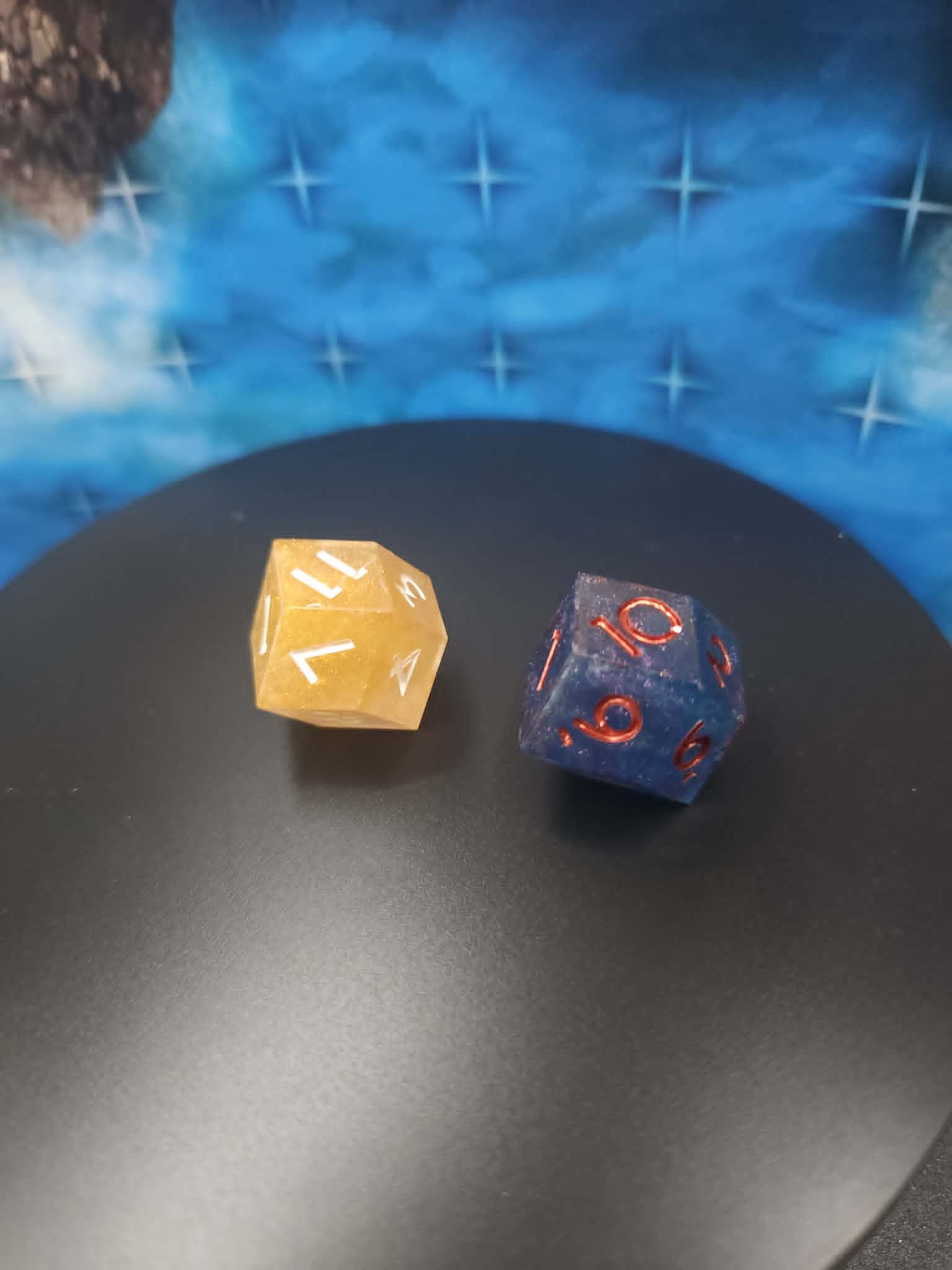 Hope and Fear Dice by Taeolin's Artifacts
