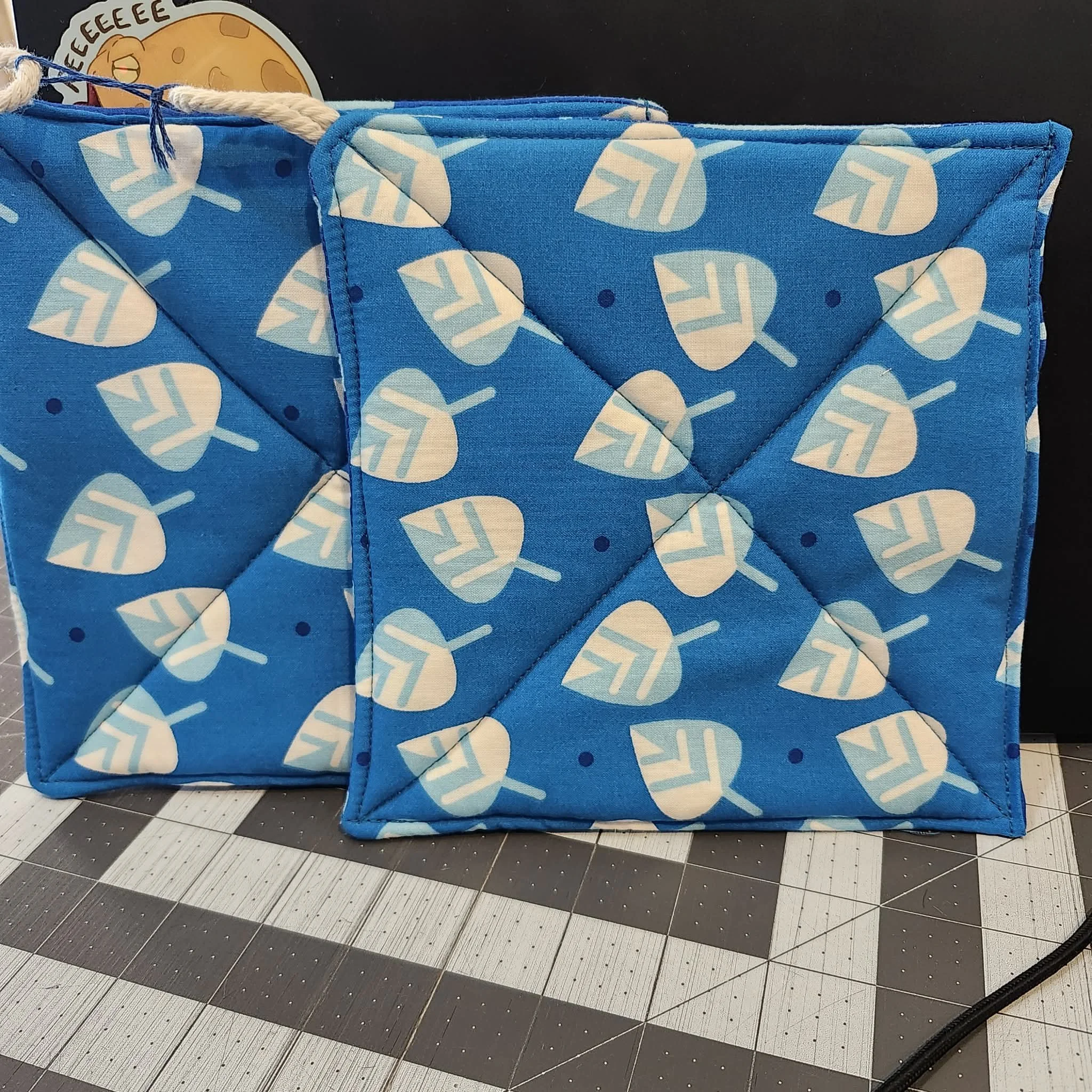 Leaf Pot Holders by Aundrea