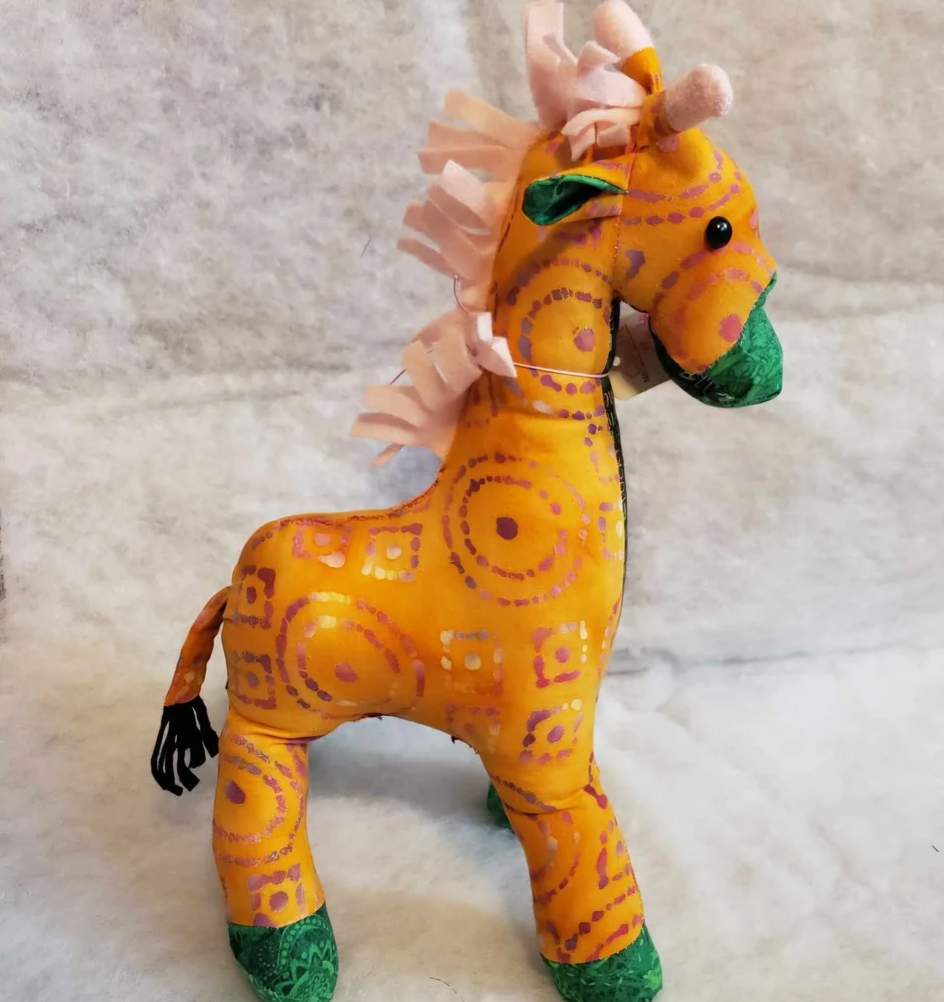 Memory / Keepsake Giraffe by Eowyn