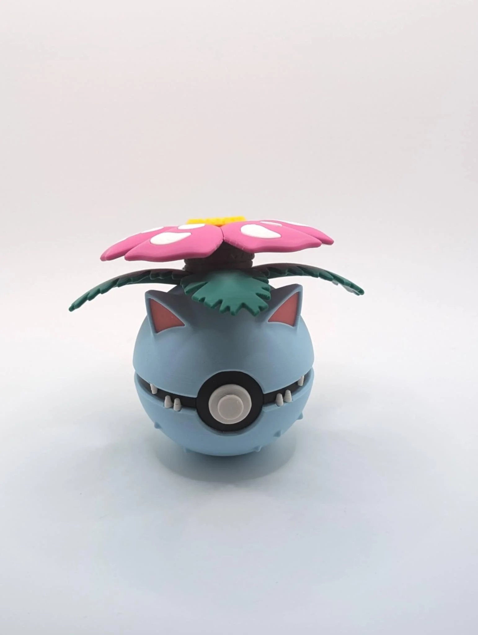 Venusaur by JT Printed Layers LLC