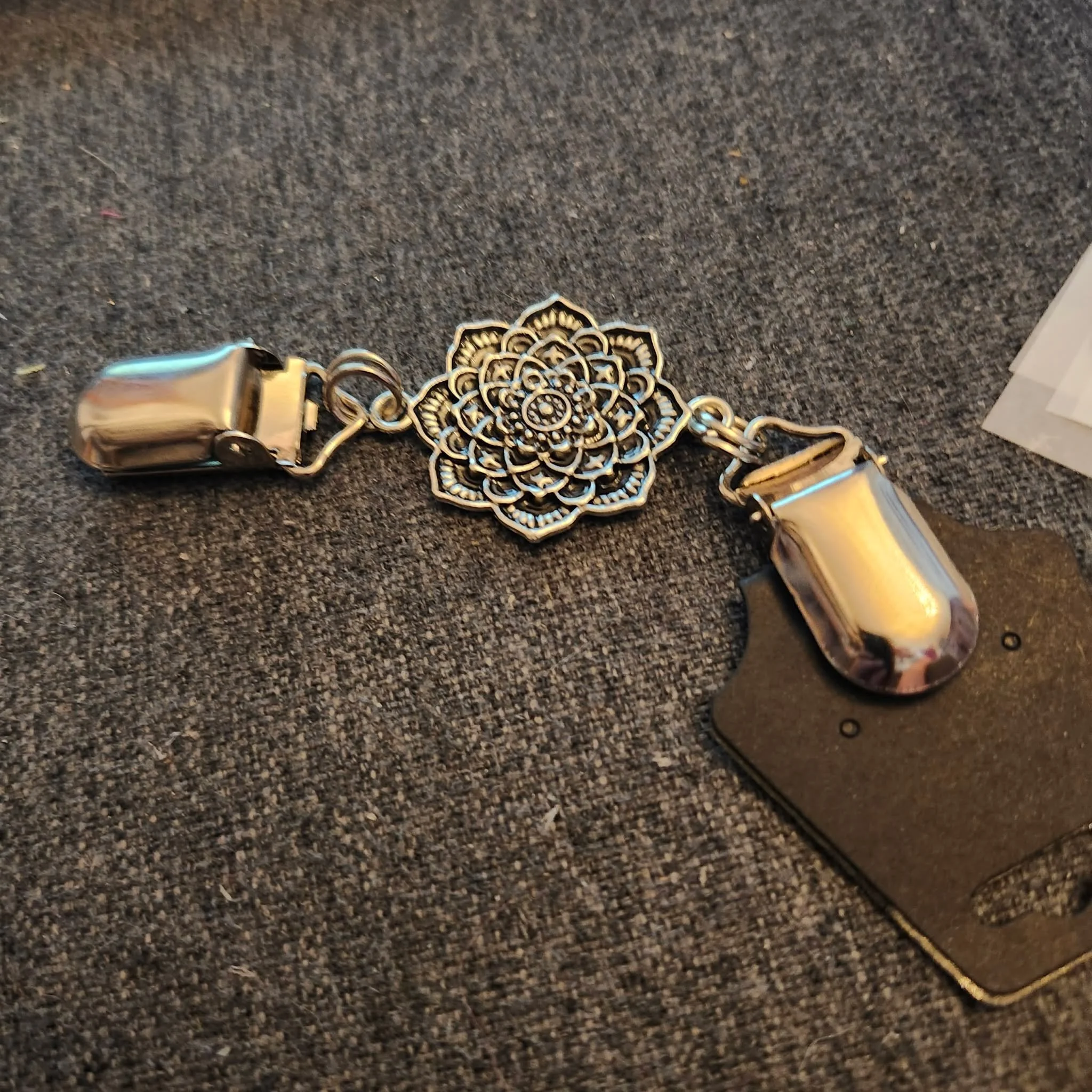 Cloak Clip