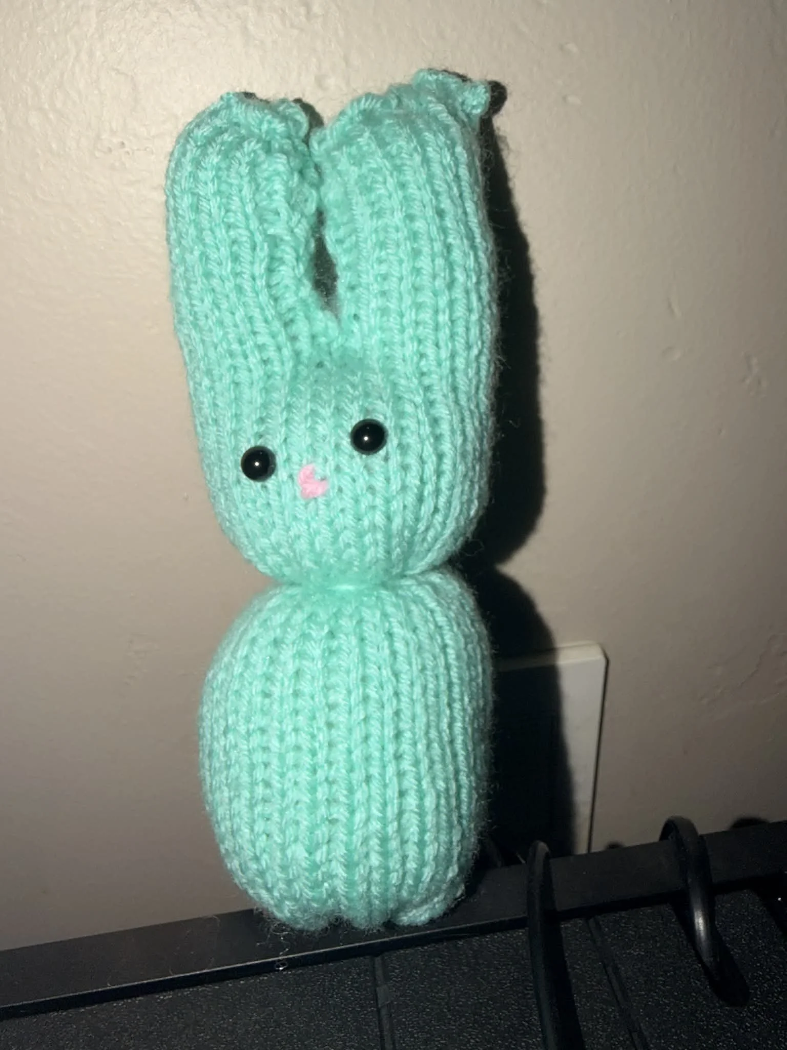 Knitted Bunny by Jennie