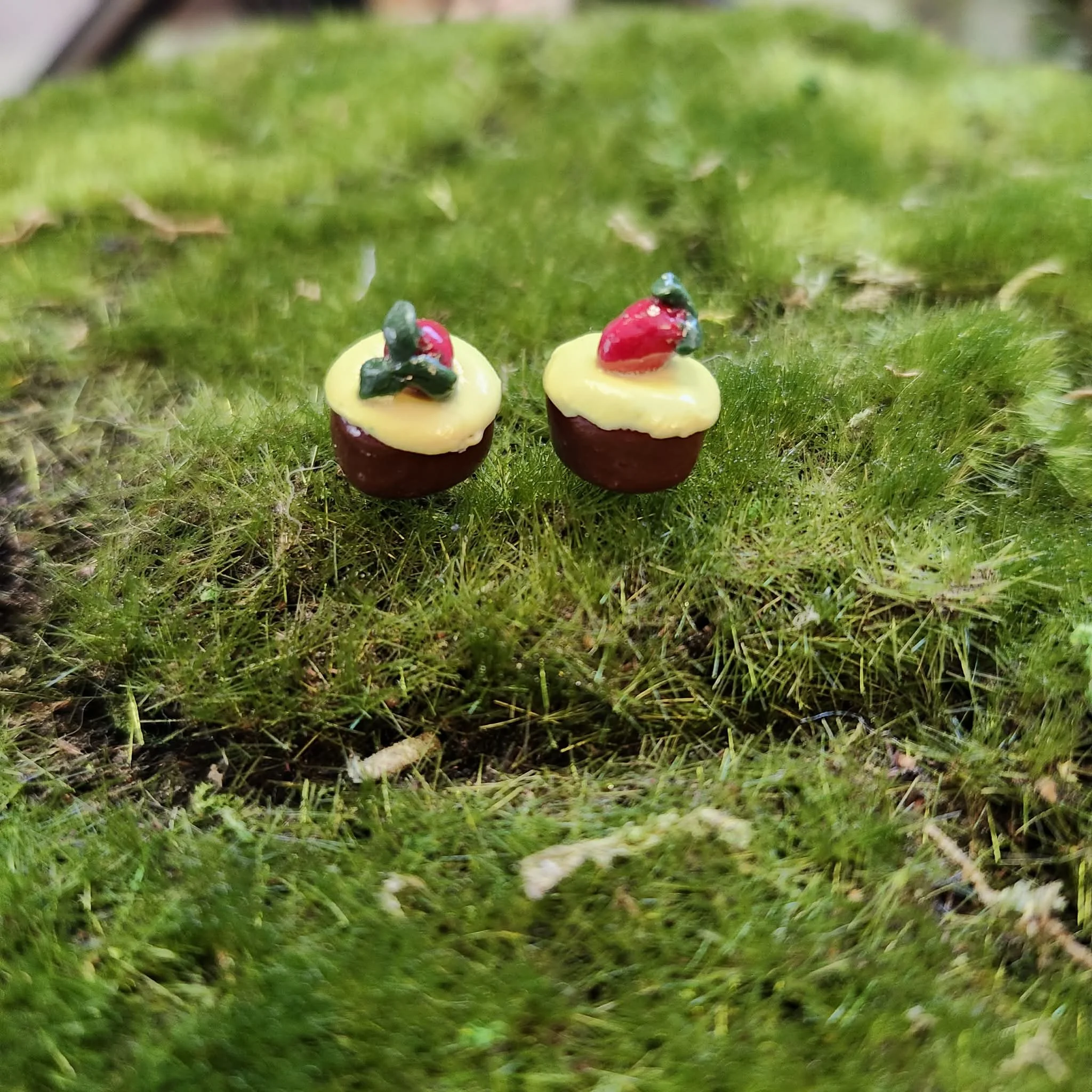 Mini Fairy Cupcakes by Uniquely Dori