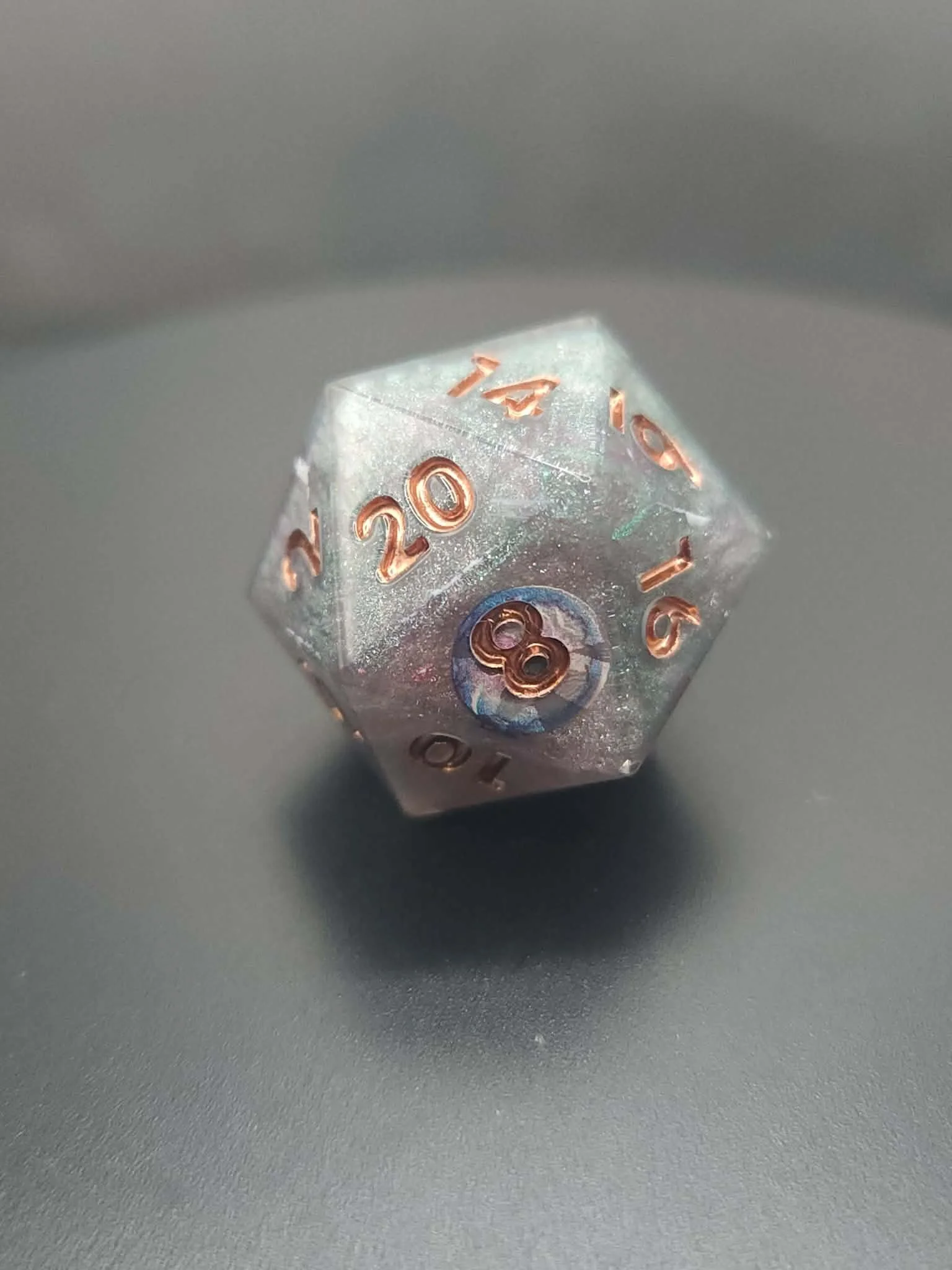 Single D20 by Taeolin's Artifacts