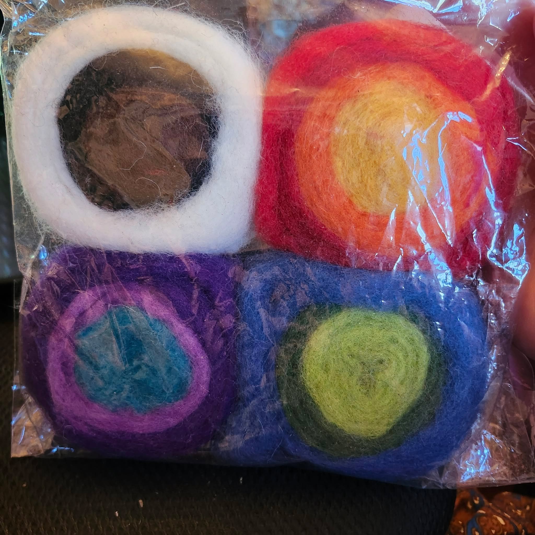 Feltworks Roving Rolls 2oz 4/Pkg Multicolor, Taeolin's Artifacts