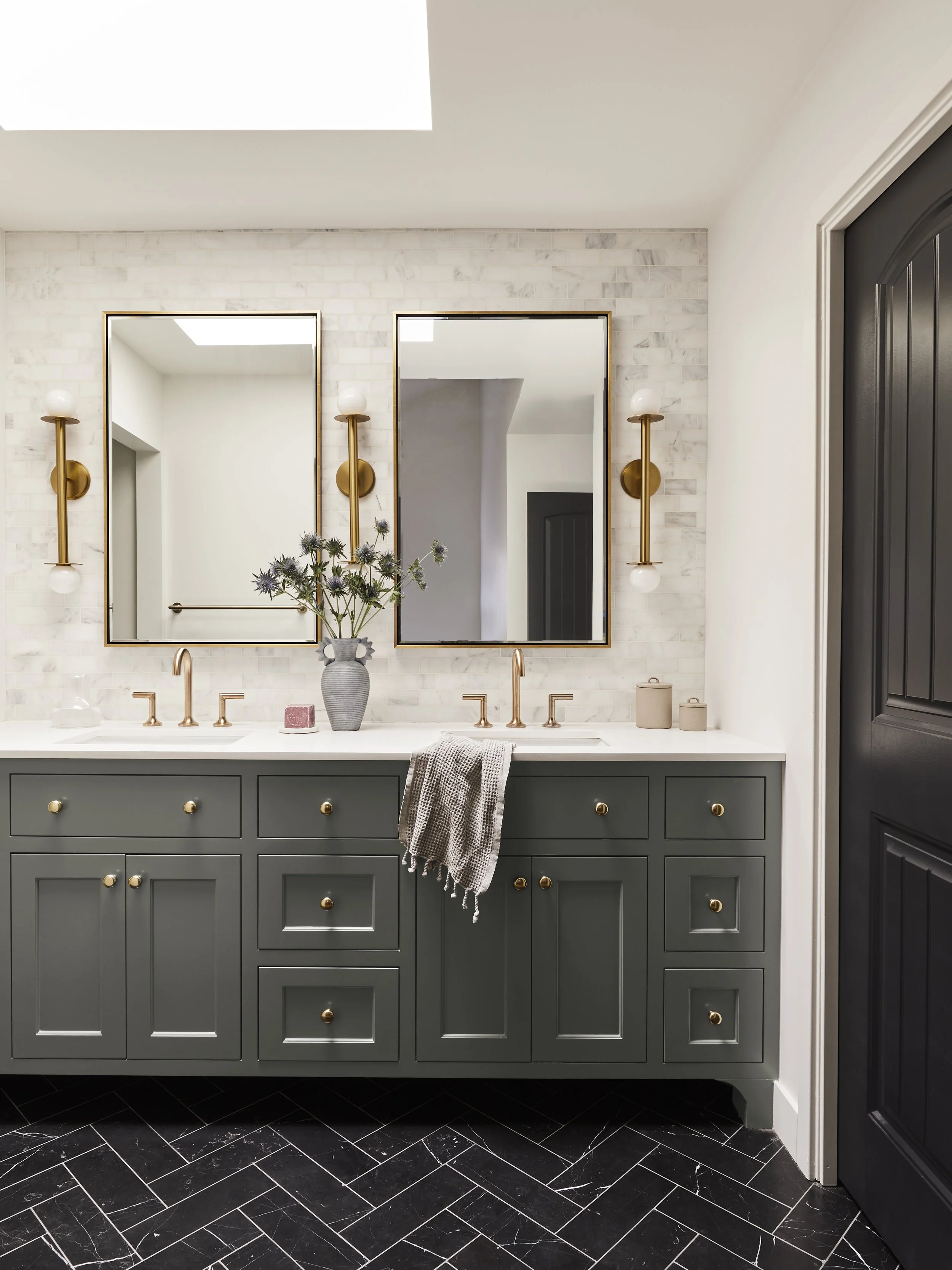 primary bath, green, custom vanity