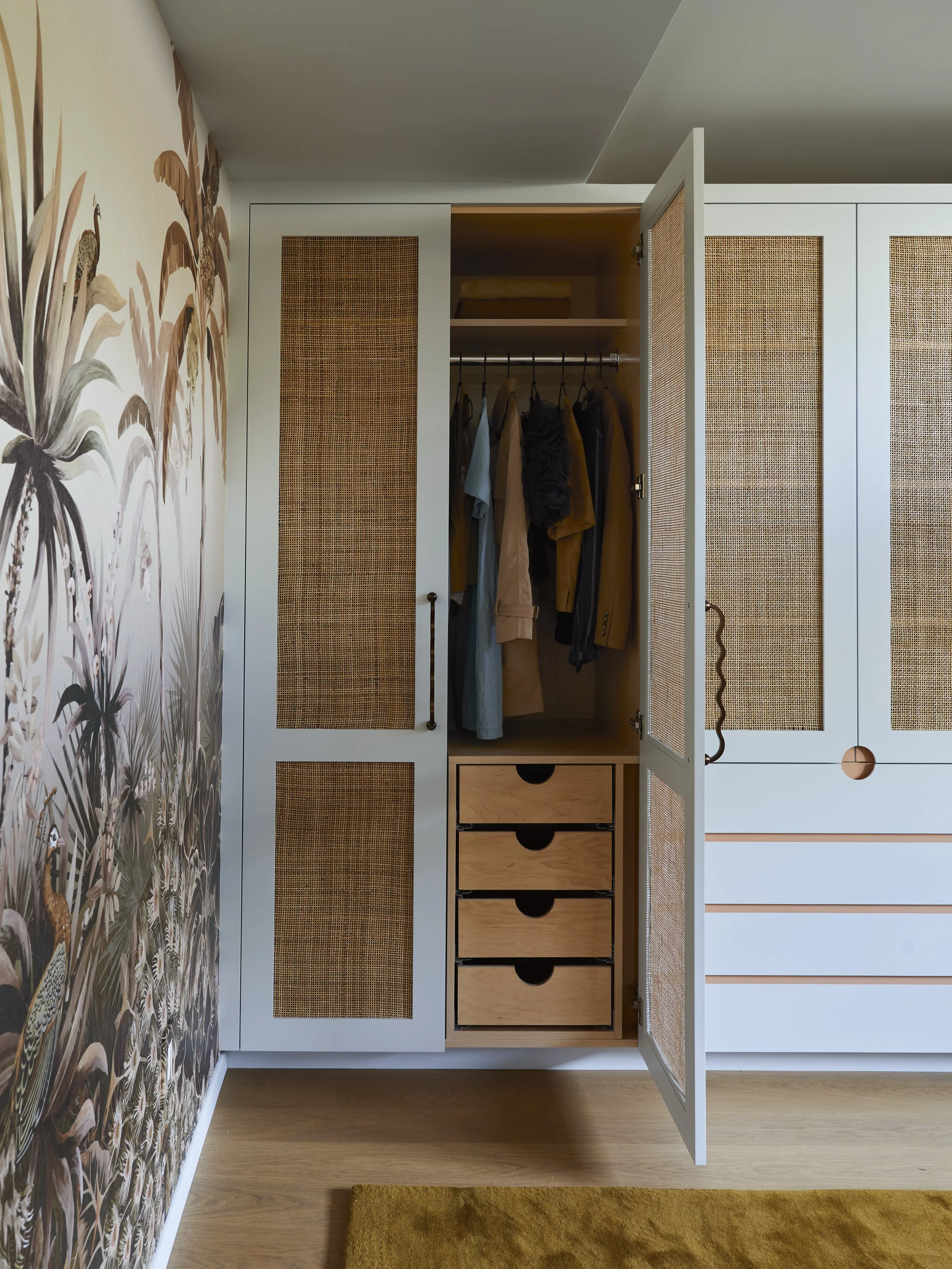 Dai_3236RoxanneAve_24_36 2.jpg