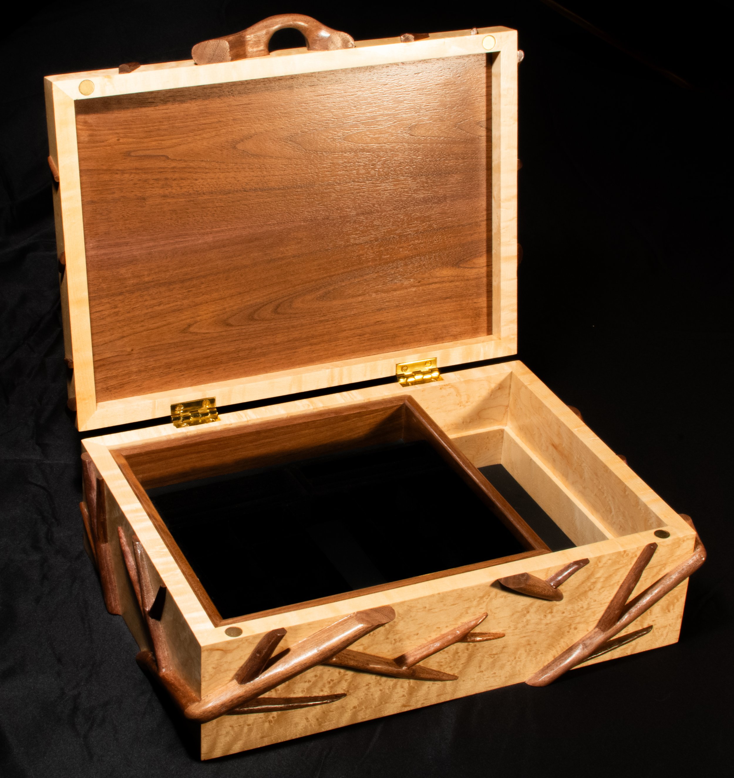Tree branch jewelry box