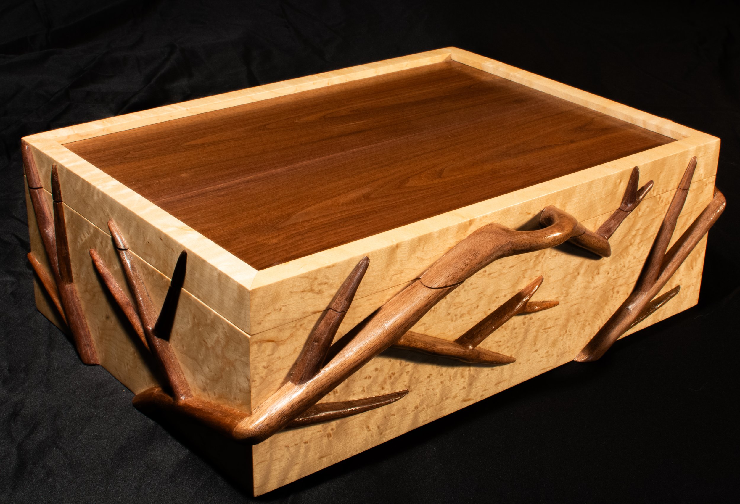 Tree branch jewelry box