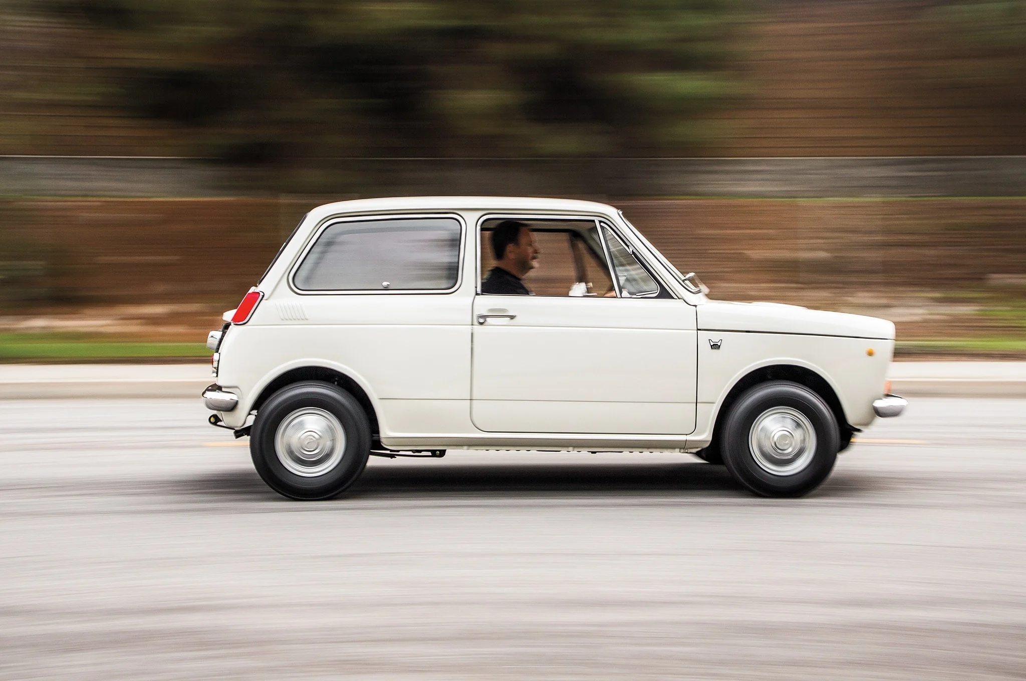 1967-Honda-N600-15-side-profile-in-motion.jpeg
