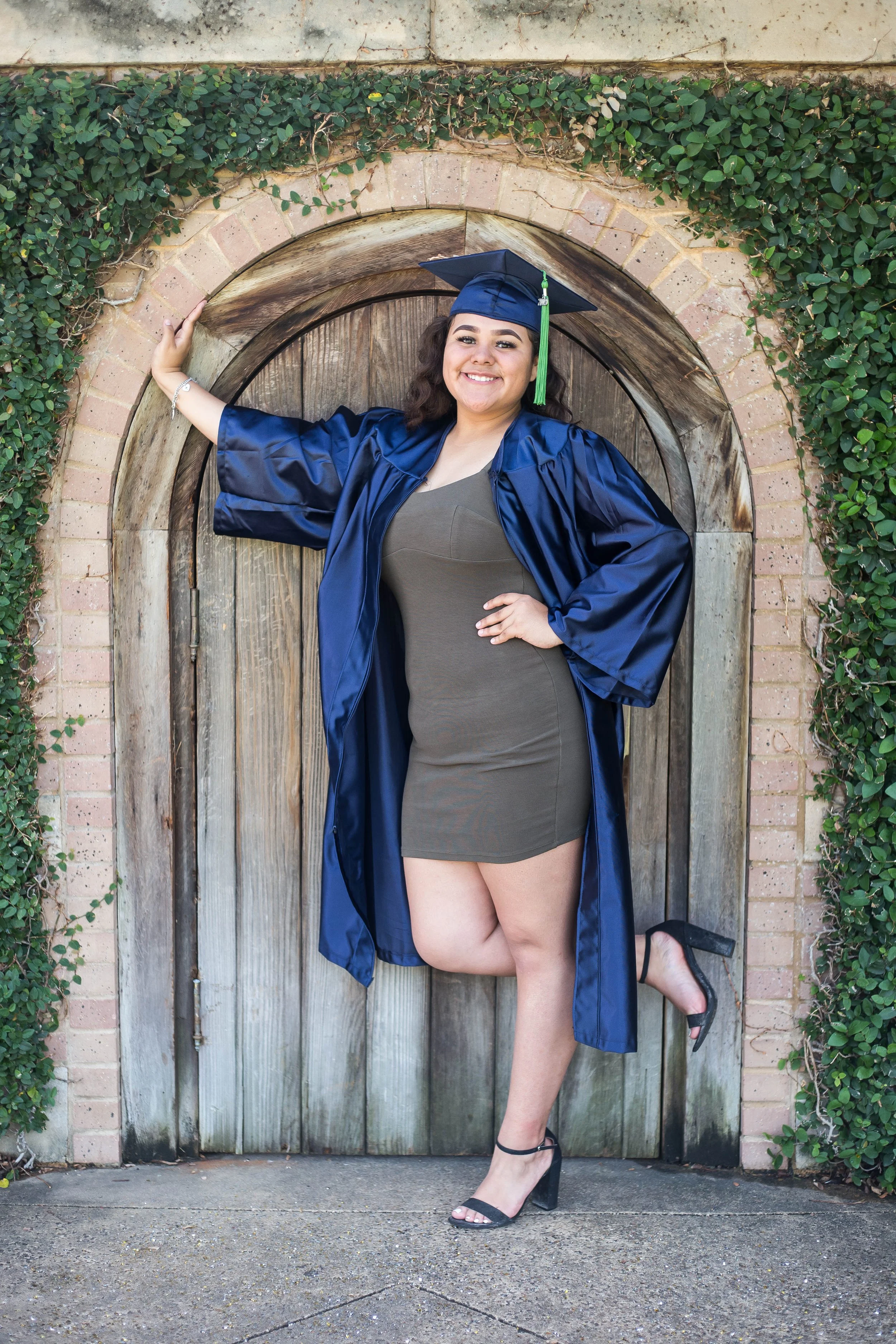 Clarissa Senior Session-056 (1).jpg