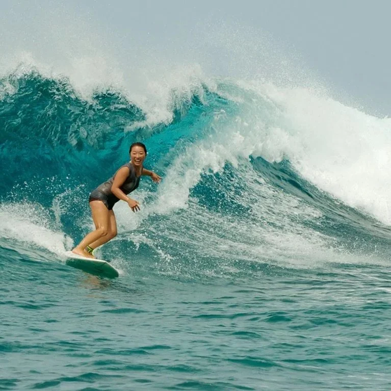 laamu-maldives-surfing-2-2-1.jpg