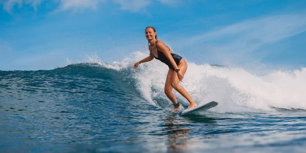 maldives-surf-camp-learn-to-surf-in-the-maldives-thulusdhoo-island-skiri-surf-retreat-1024x512.jpg