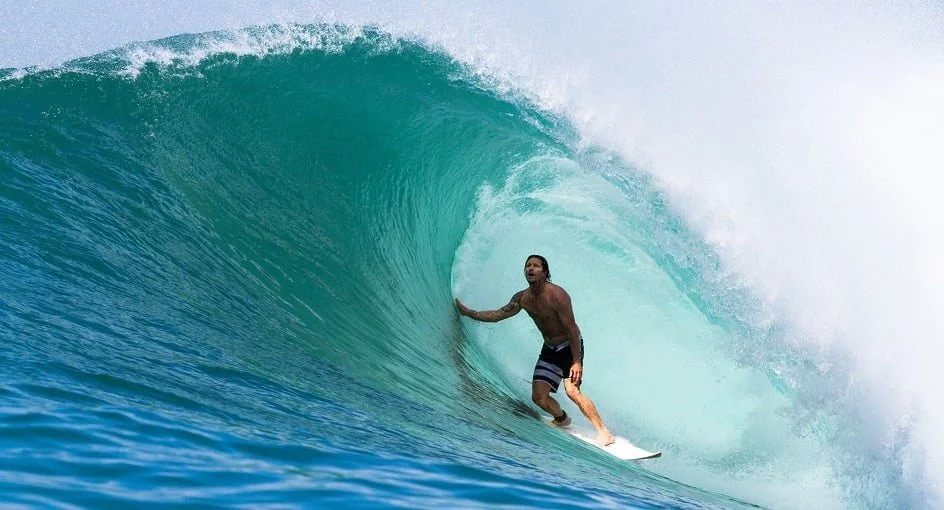 brad-gerlach-at-niyama-maldives_944x510.jpg