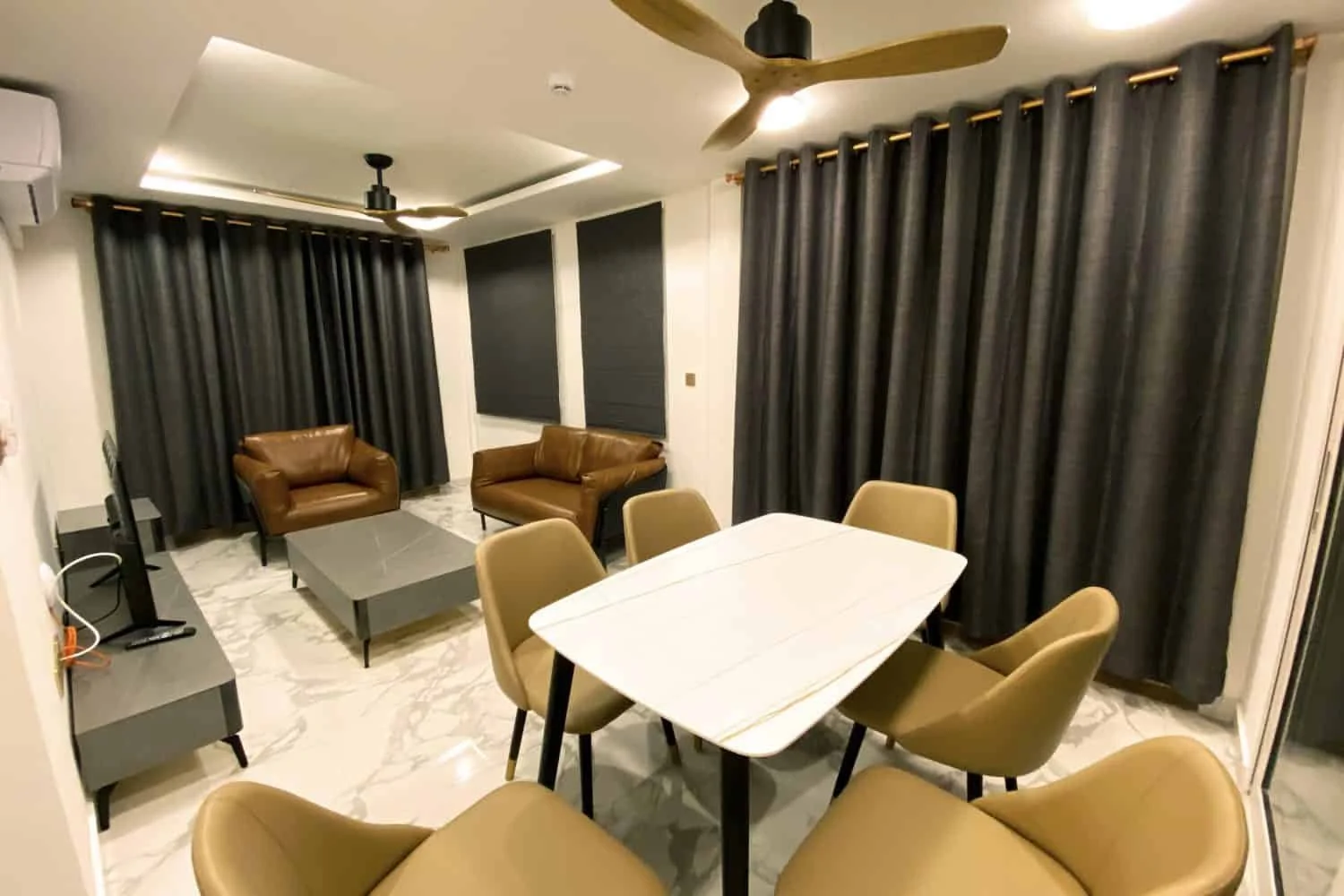 stay-mikado-surf-camp-thaa-atoll-room-3-1500x1000.jpeg