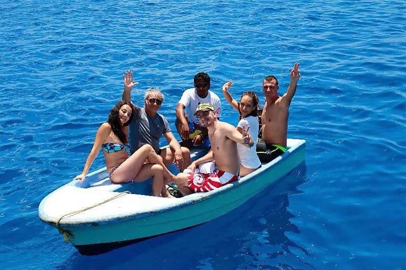 horizon-2-maldives-surf-charter-boat.jpg