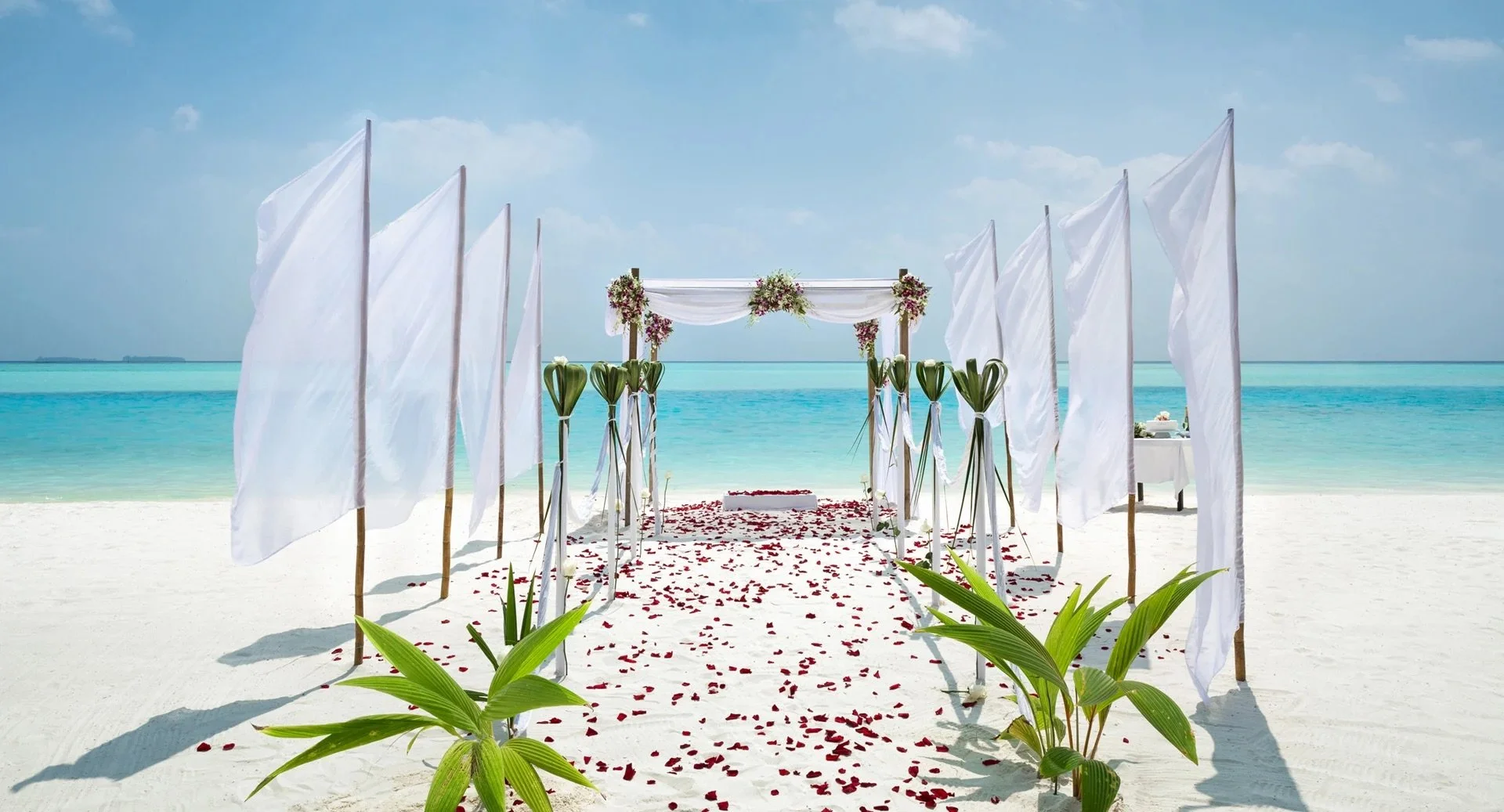 anantara_dhigu_weddings_2_1920x1037.jpg