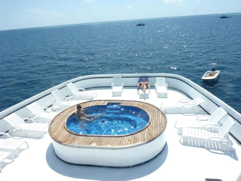 southern-cross-maldives-surf-charter-north-male-atoll-south-male-atoll-blue-start-charters-8.jpg