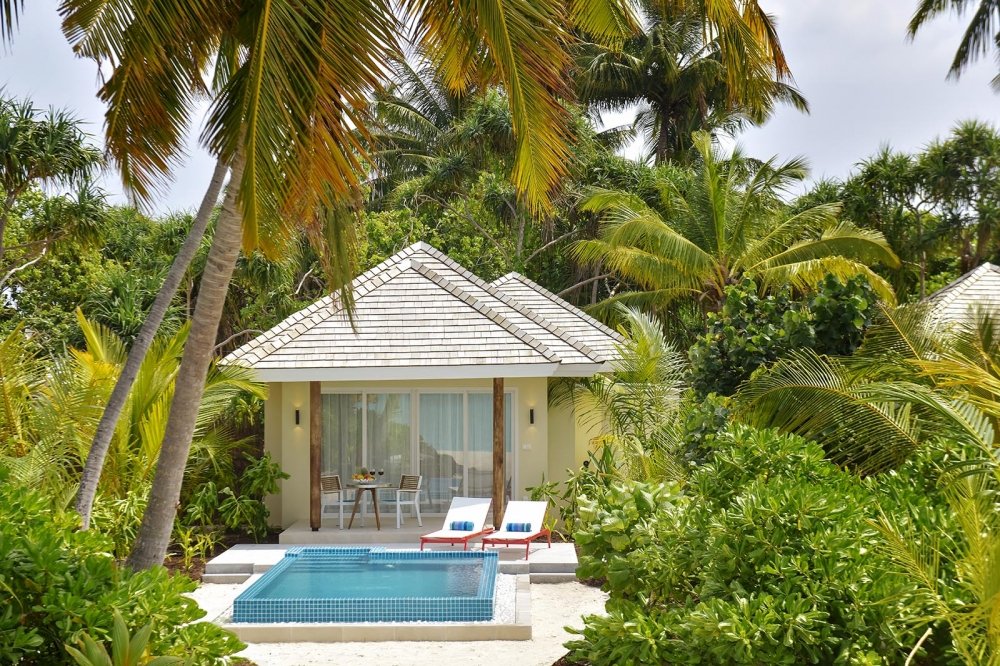 30-2-KANDIMAMALDIVESRESORTSUNSETBEACHPOOLVILLABeachpoolVilla-92140bb94450b563af459f35528c758f3-med.jpg