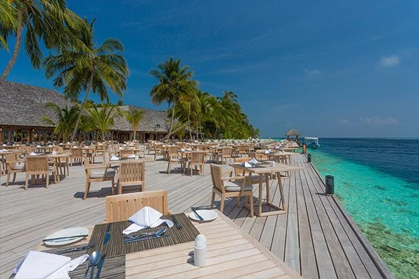 Vilamendhoo-Island-6-600x400.jpg