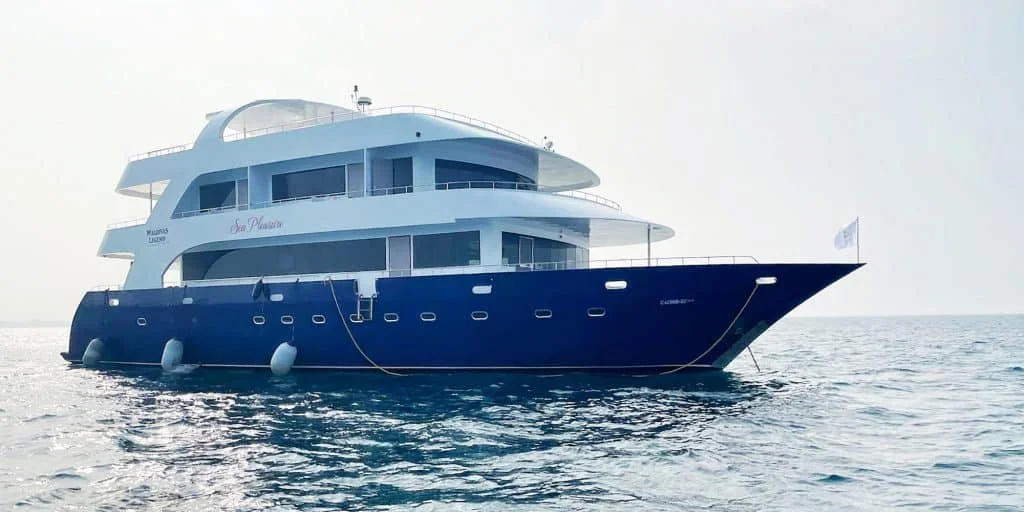 maldives-legend-sea-pleasure-maldives-surf-charter-private-stoked-surf-adventures-1024x512.jpg
