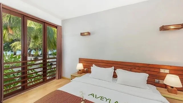 Aveyla_Manta_Village_1008.jpg