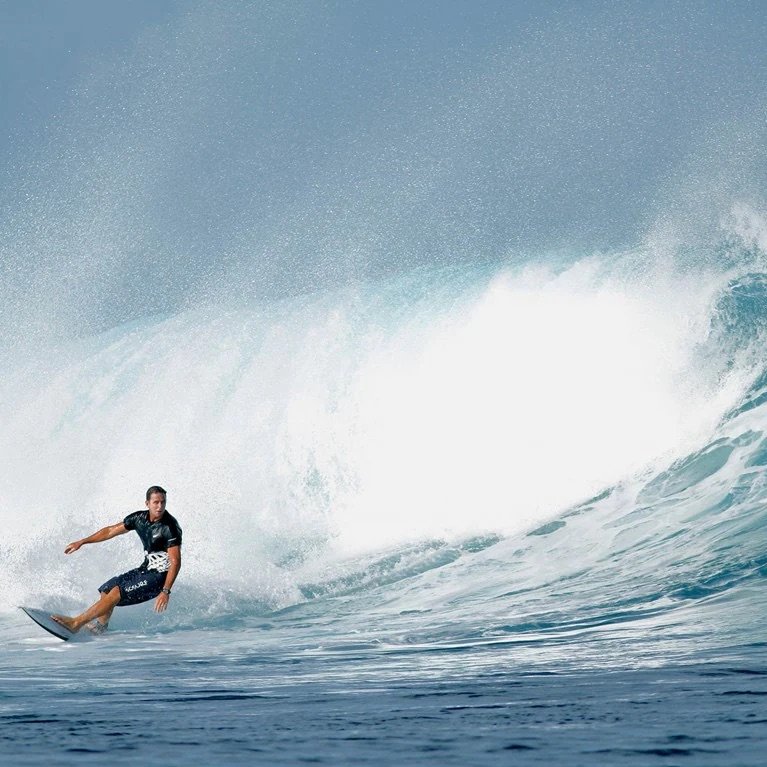 fiji-surfing_fiji3_r.jpg