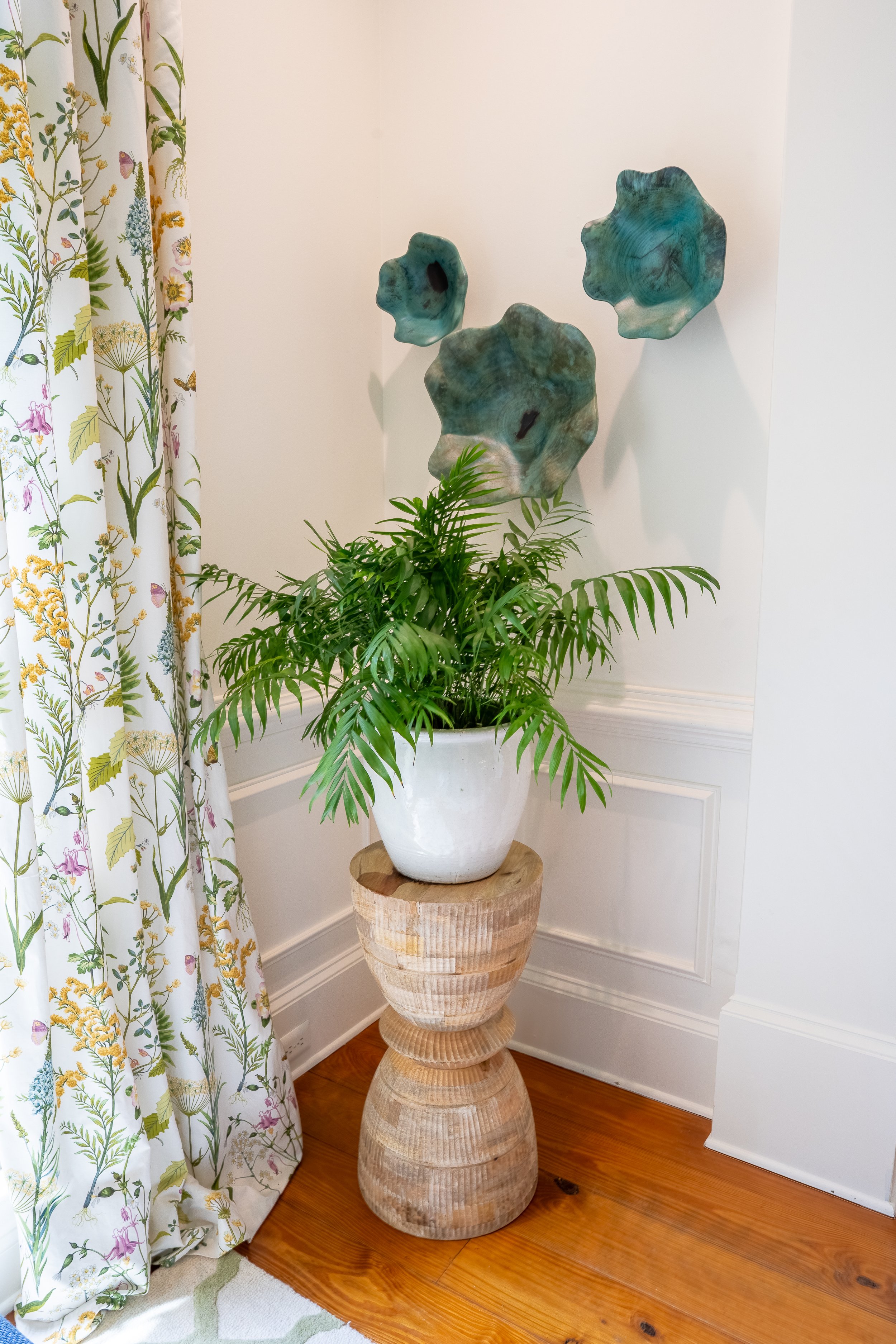 Dining room -03 (1).jpg