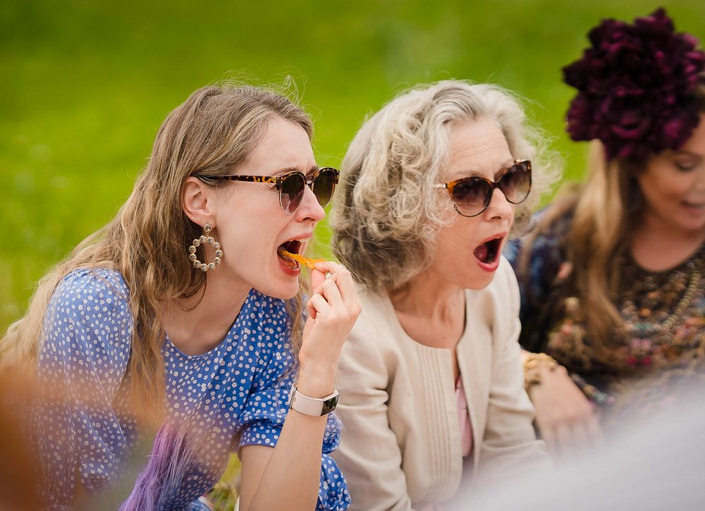  Wedding guest eating crisps in sync 