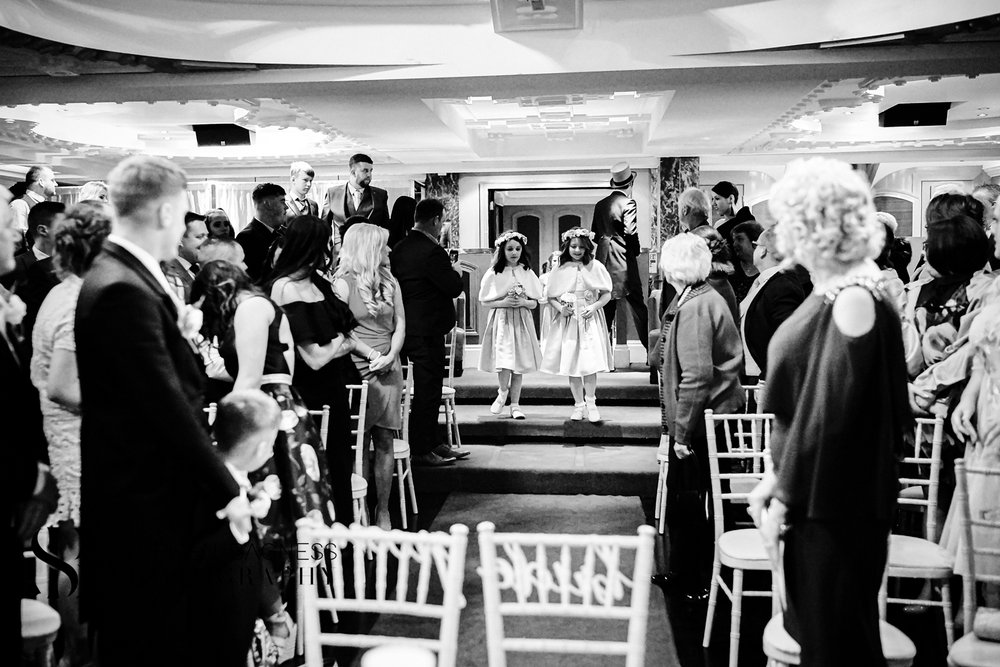 Wedding-Ceremony-Starts-Kilkenny.jpg