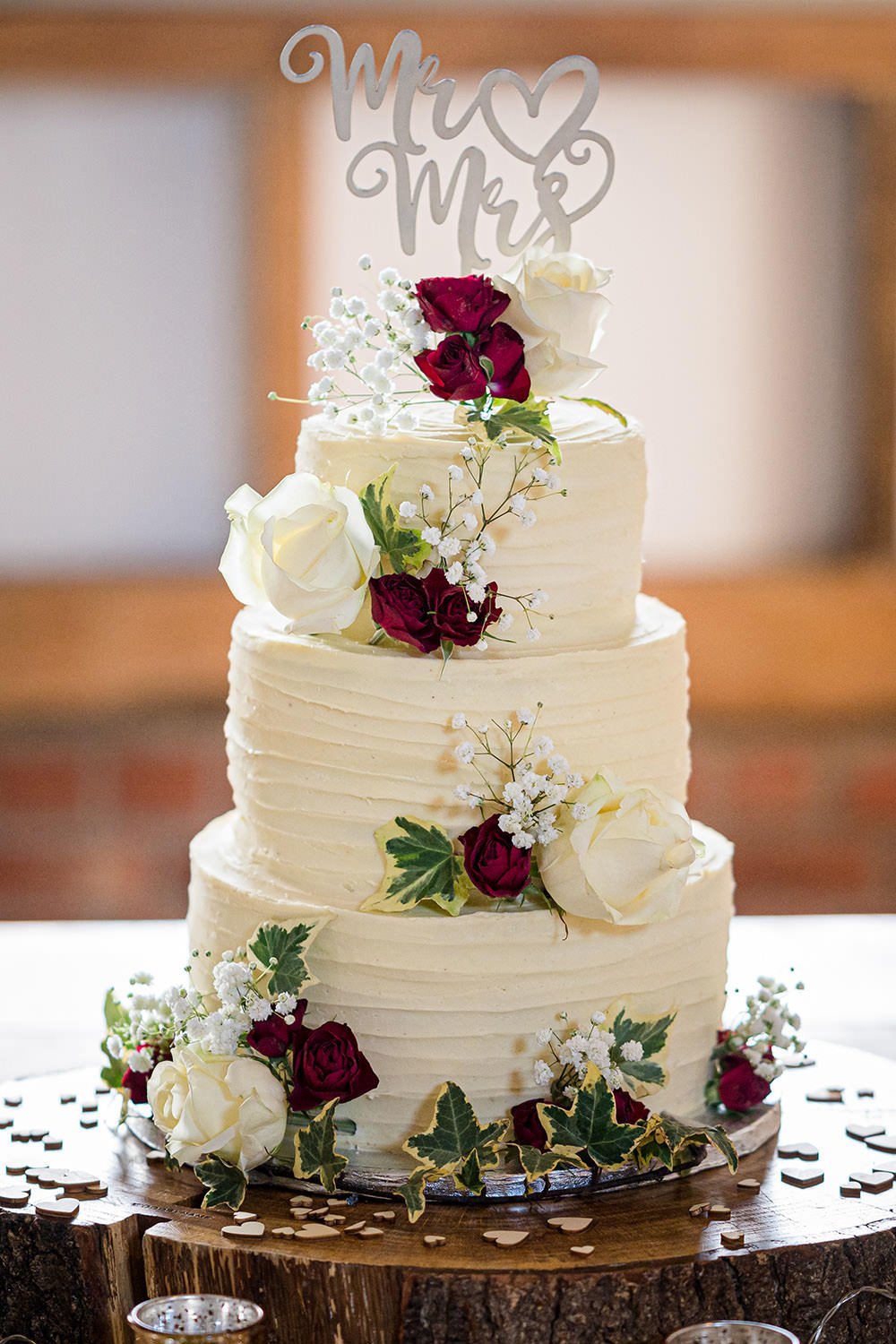 milling-barn-wedding-cake.jpg