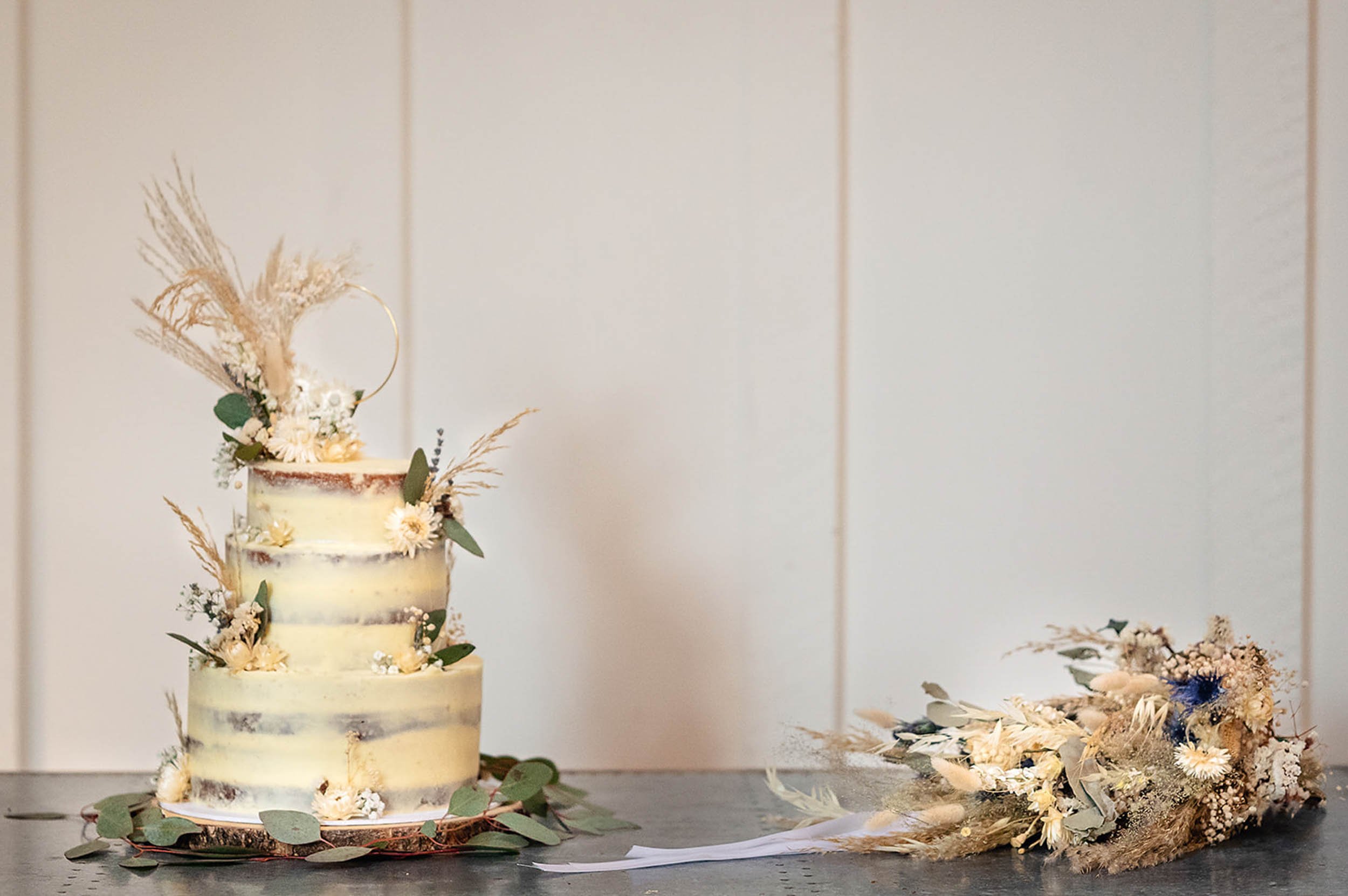 Millbridge Court wedding cake