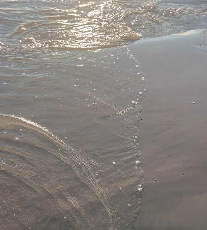 Trying to keep some balance this bank holiday with pals, commissions and soaking up as much nature as I can.
Actually shed a few tears on Thursday from feeling overwhelmed with work. Then I remember what a privilege it is to feel overwhelmed by growt