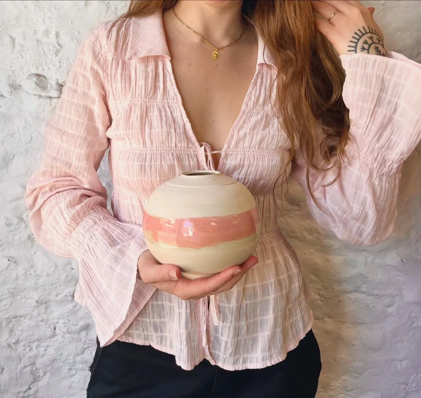 She is out and so is the sun 🌞 
Another addition thrown by the gorgeous @stuff.wip glazed with Oatmeal and Pink. I&rsquo;ll likely fire her again for some extra flux, we&rsquo;ll see