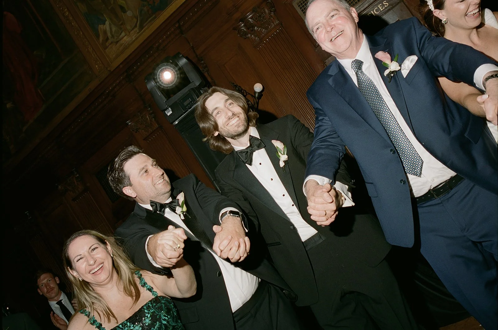 AV 260828 Sam Mike - Dancing-226.jpg