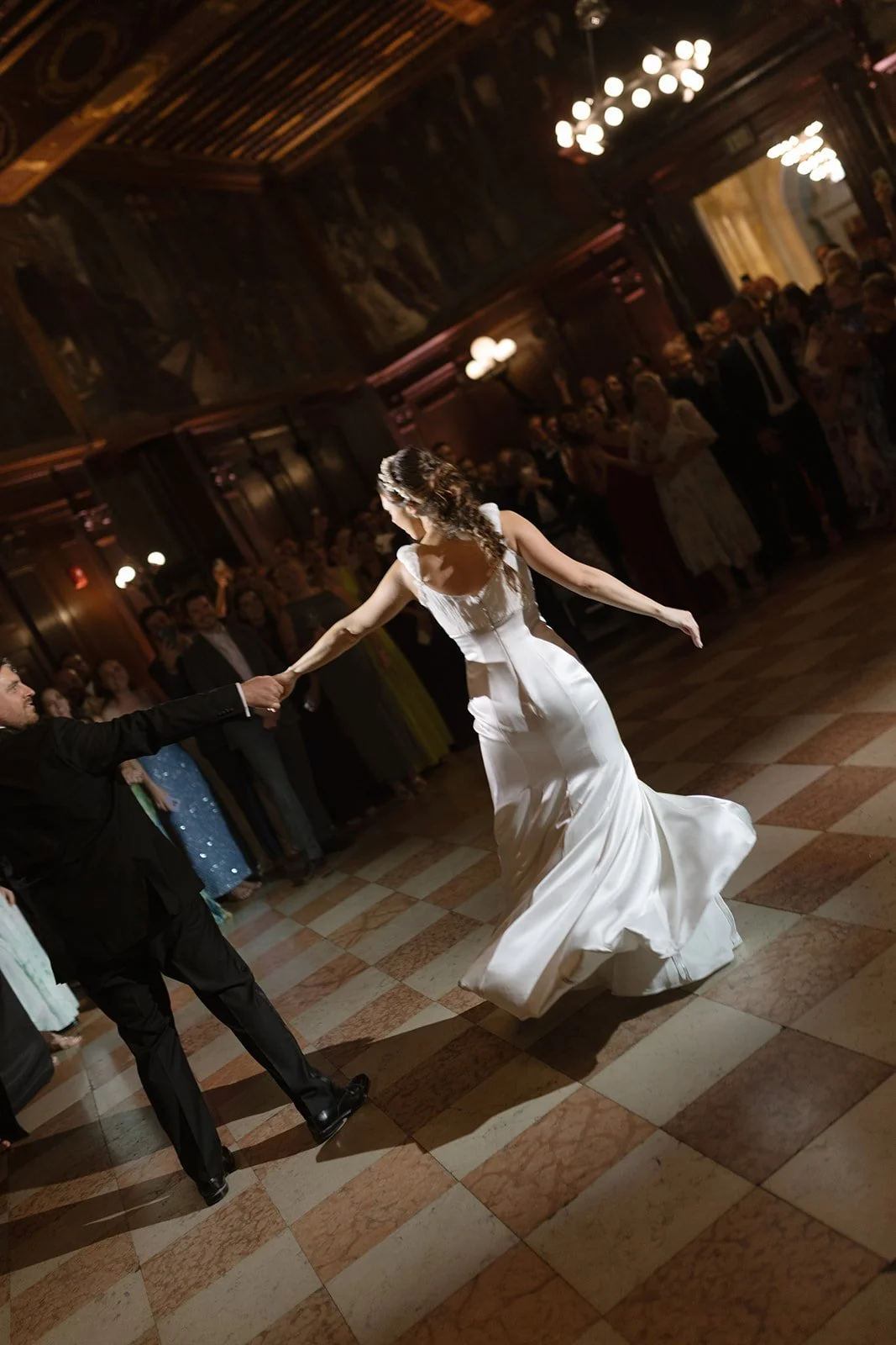 AV 260828 Sam Mike - Dancing-84.jpg