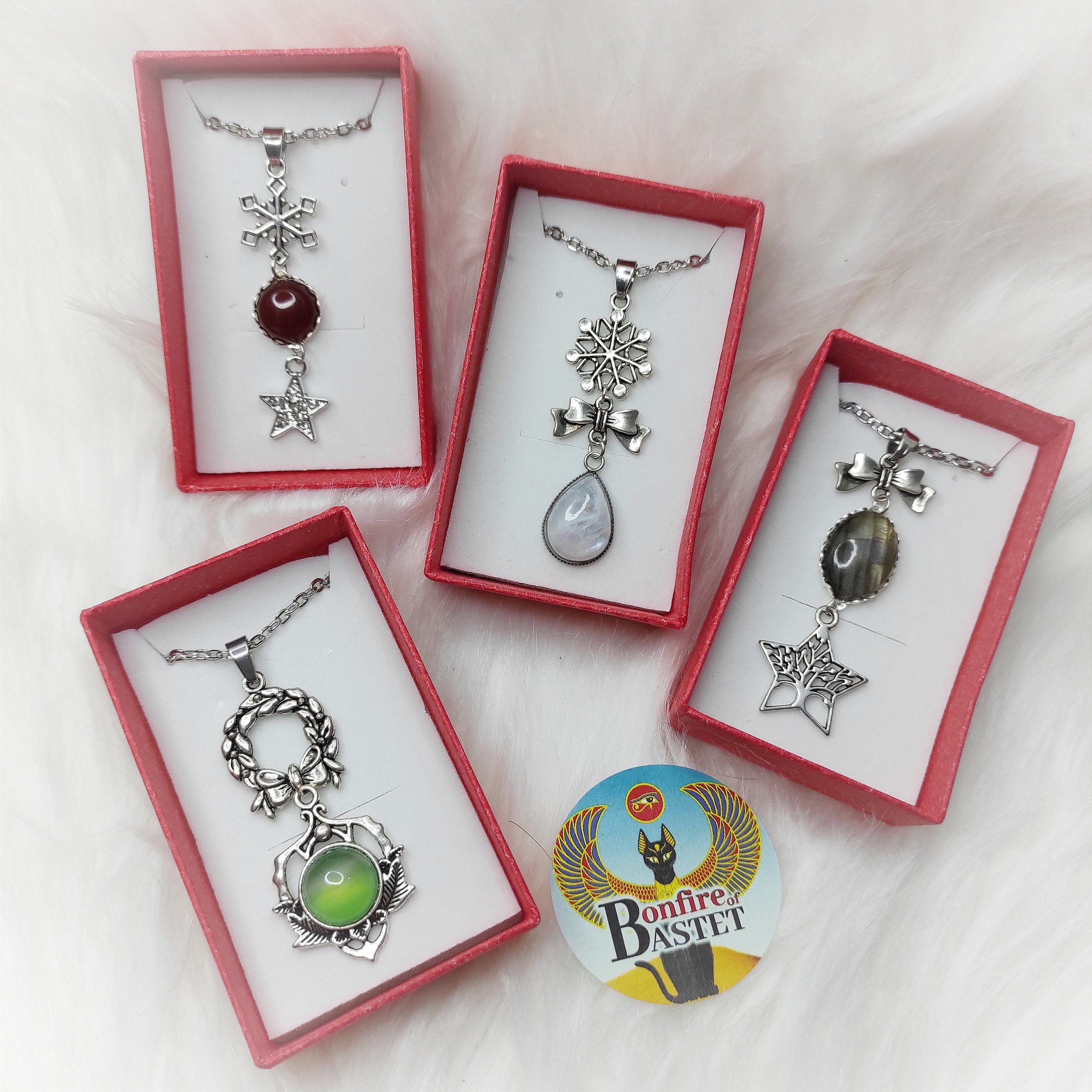 https://i.etsystatic.com/28404019/r/il/3dd88a/4489713063/il_fullxfull.4489713063_ipli.jpg