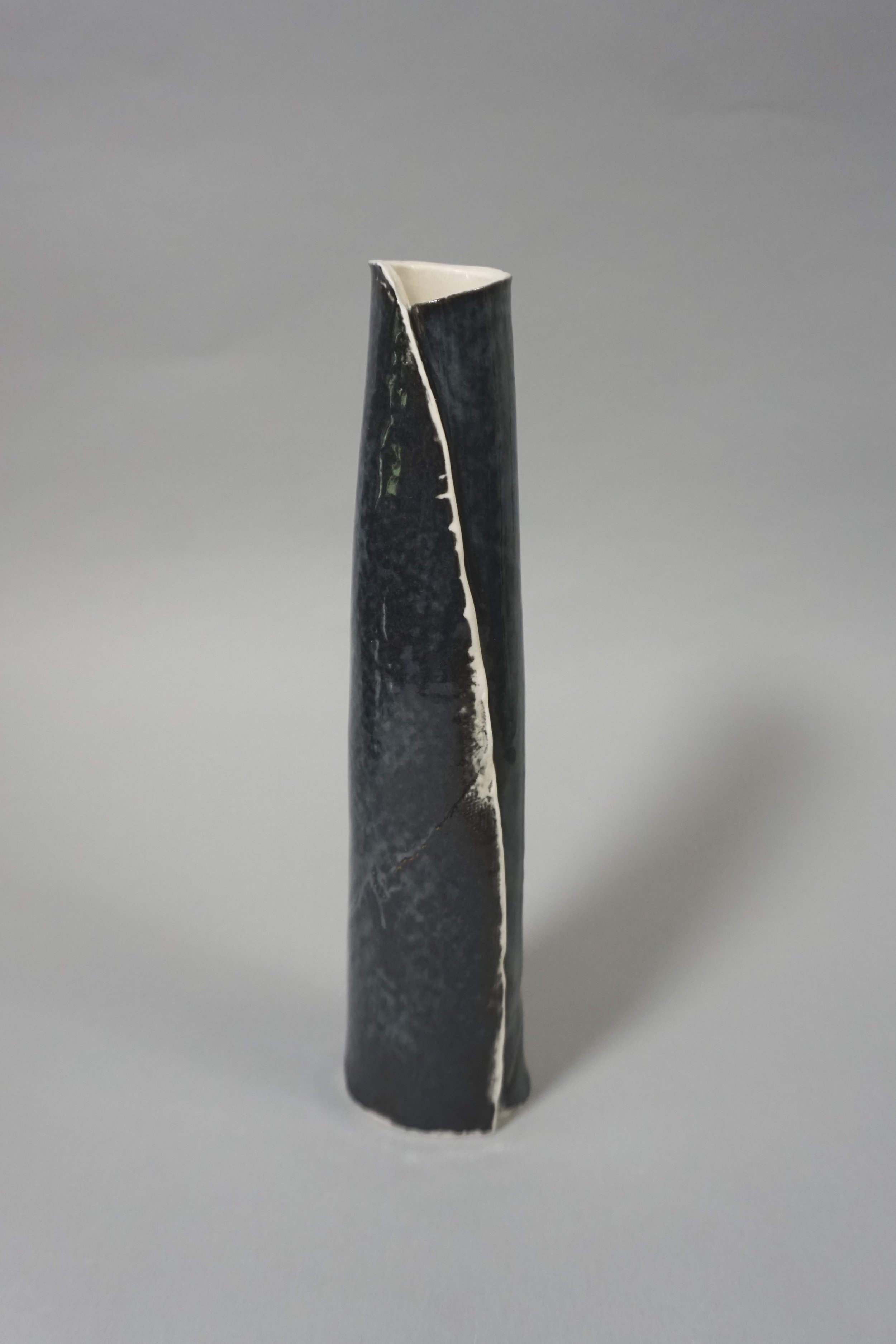 Curled Bud Vase, 2023