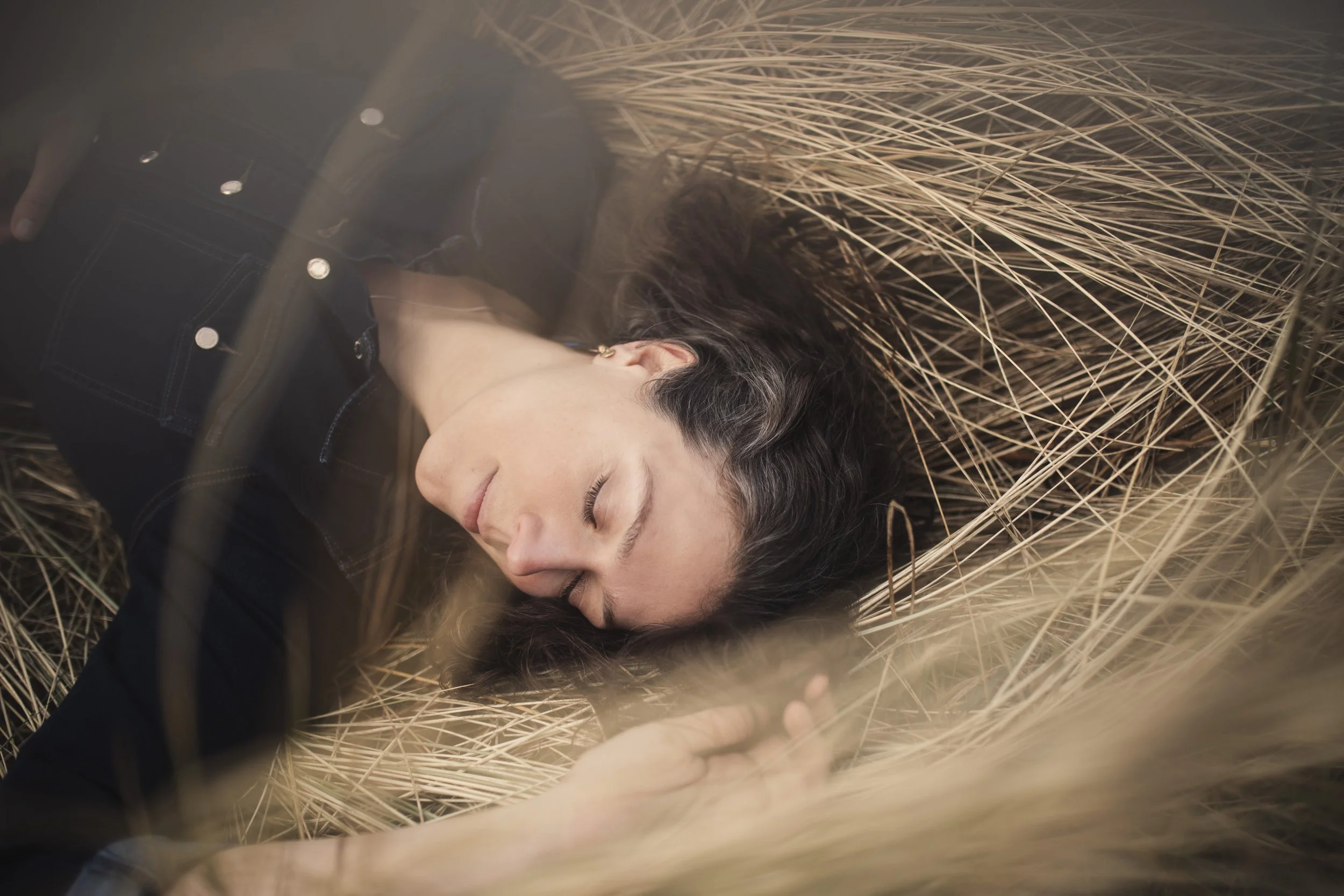 Celle qui devient - L'Envol en images - Lucie Aidart - Photographie par Mairi Wilson