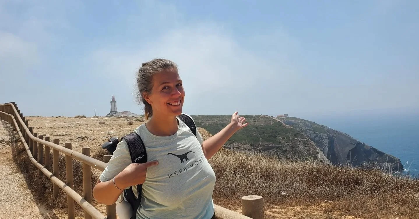 August 2025 🌊☀️🐕&zwj;🦺 Enfin, les splendeurs bleu de l'oc&eacute;an et d'un soleil qui br&ucirc;le!

Comme d'habitude, le dogsitting nous am&egrave;ne &agrave; l'impr&eacute;vu. Direction Sesimbra sur la c&ocirc;te au Sud de Lisbonne, en passant p