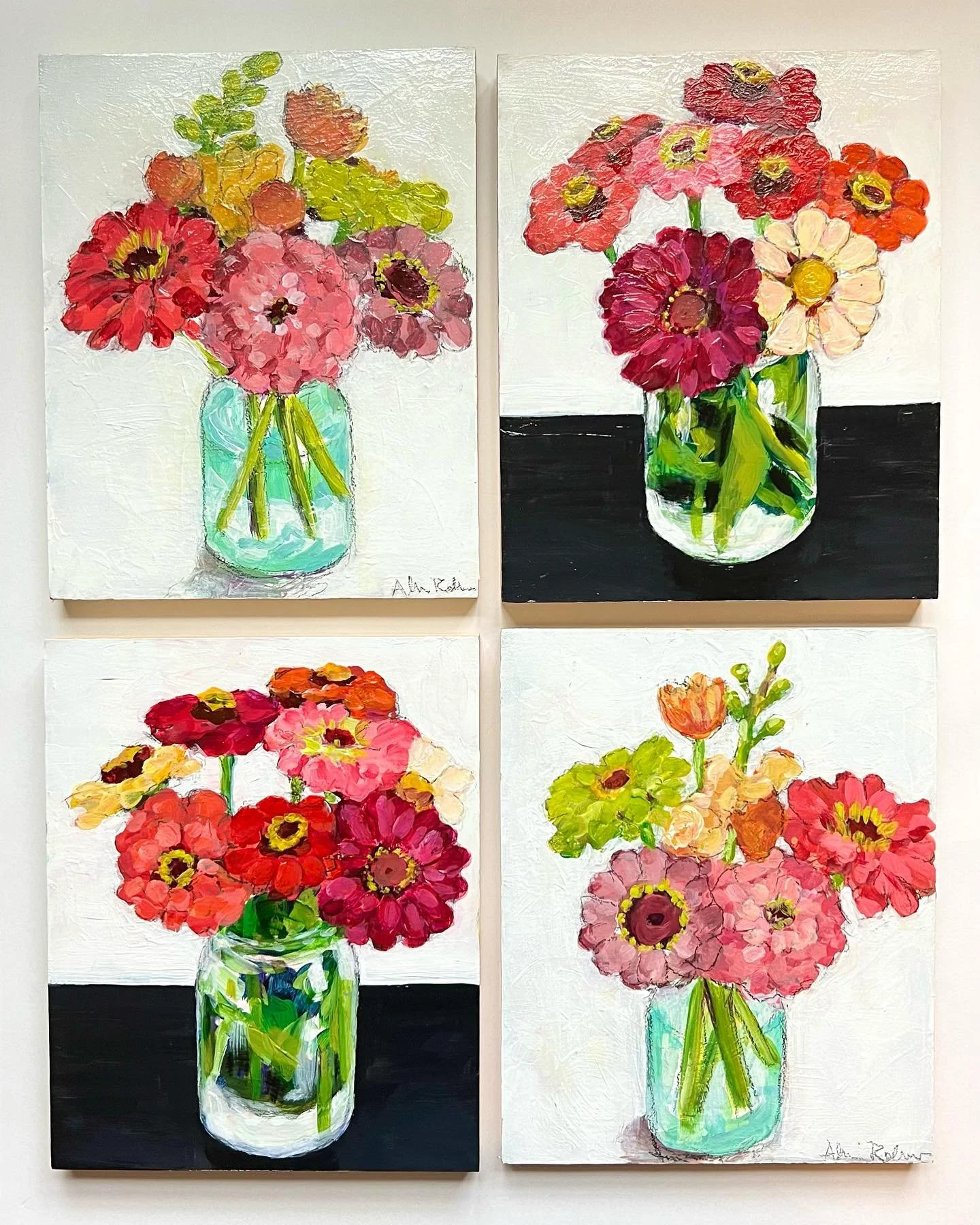 New floral minis at @swancoachhousegallery Artist Market!