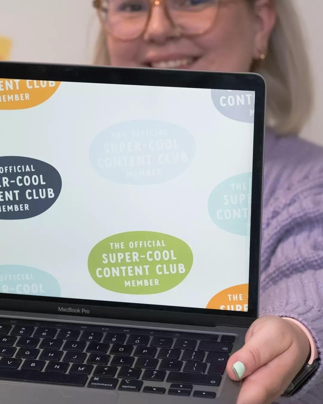 Answering your burrrrning questions about The Super-Cool Content Club&nbsp;👇👇👇

❓&nbsp;Q: is the Club just for service-based businesses or product-based businesses too?

😎&nbsp;A: EVERYONE! I'm a big believer that having a community of people aro