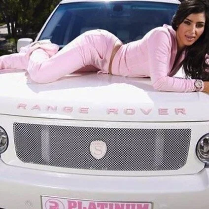 PINK PRIMA PRINCESS 

#primadivanyc #inspo #nyc #y2kissme
#2000s #parishilton #britneyspears #madonna #90s #vintagefashion #kimkardashian