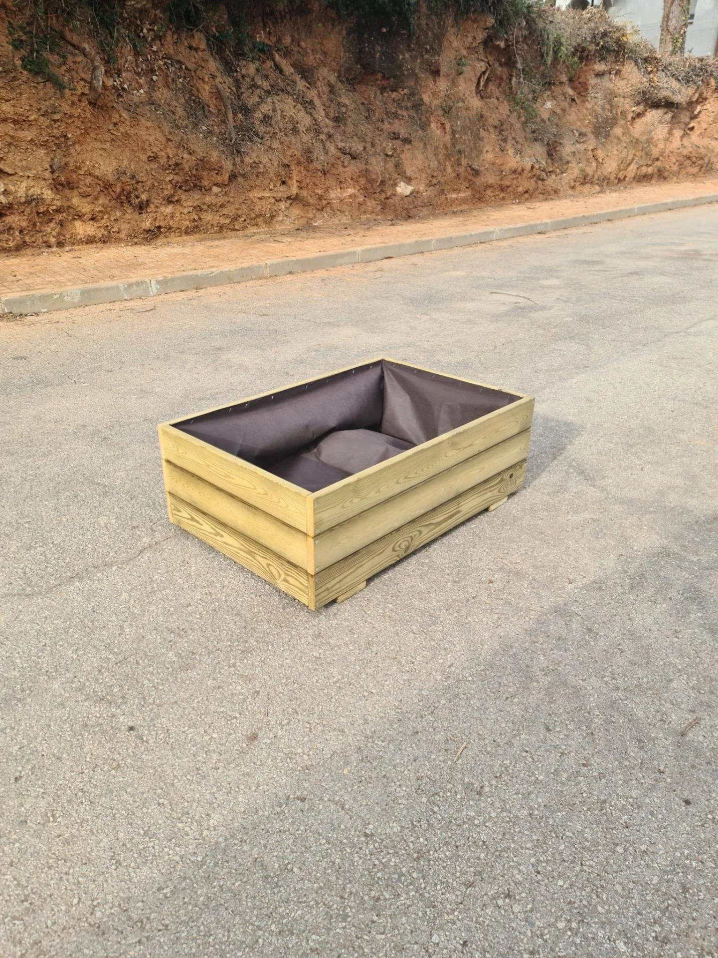 Jardinera 90x60x30 3.jpg