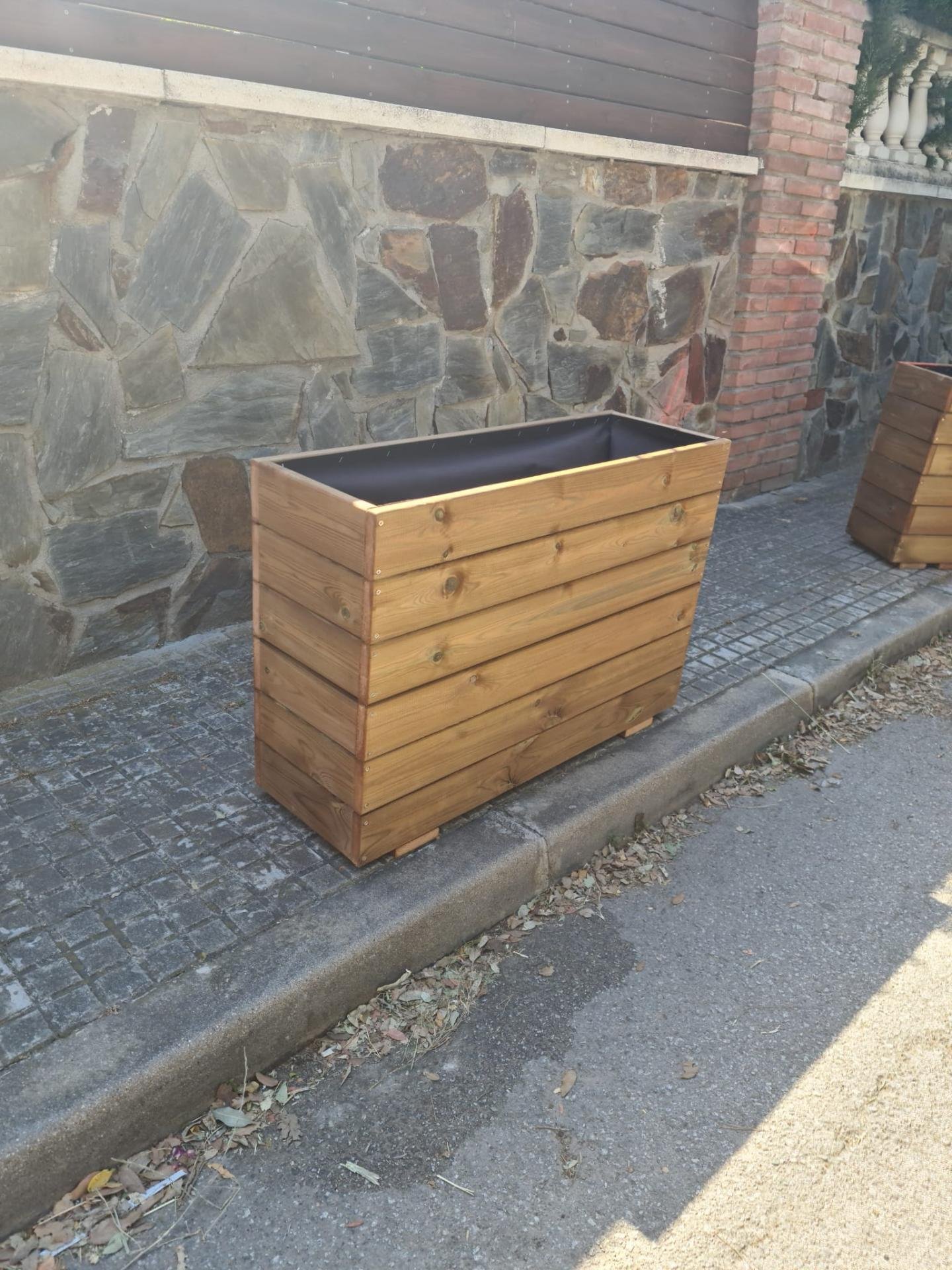 Jardinera 90x30x60 3.jpg