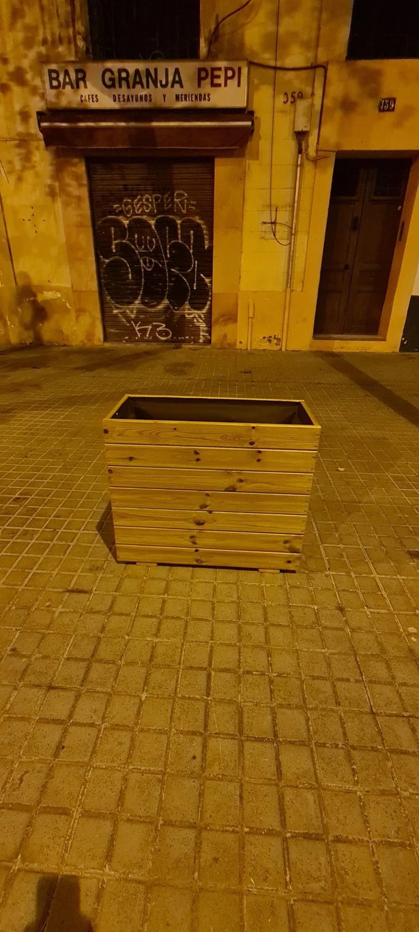 Jardinera 80x35x70 4.jpg