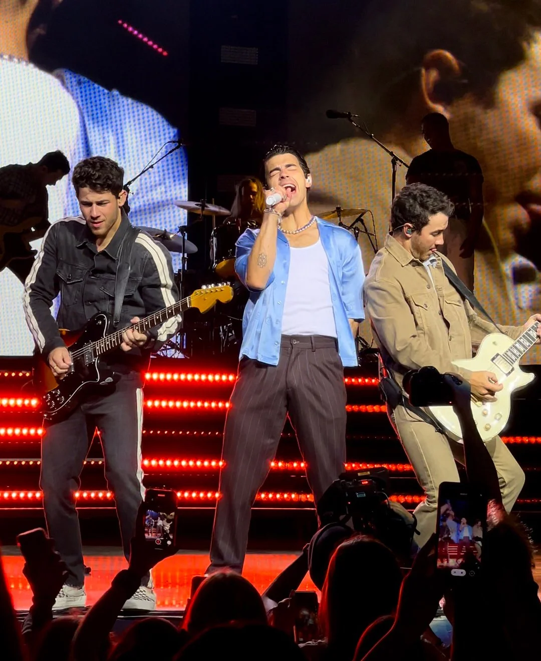 Jonas-Brothers.jpg