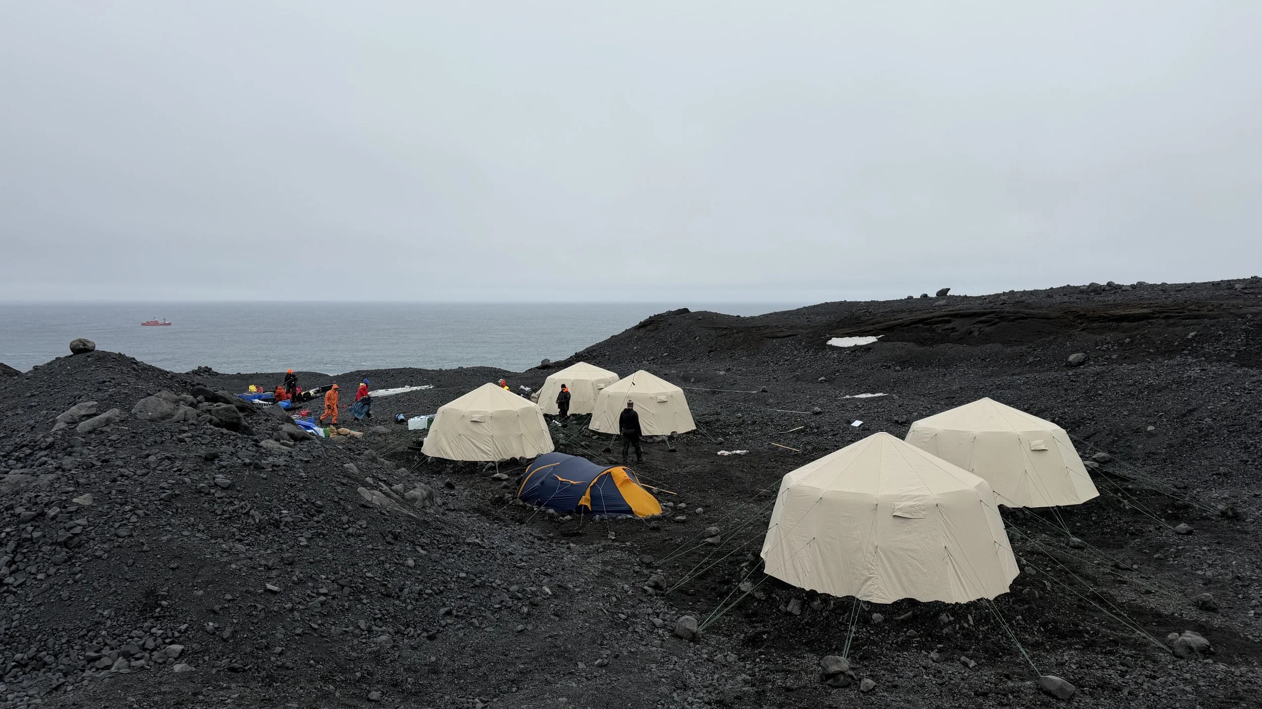 2 Days in, 3Y0K is not a good DXpedition