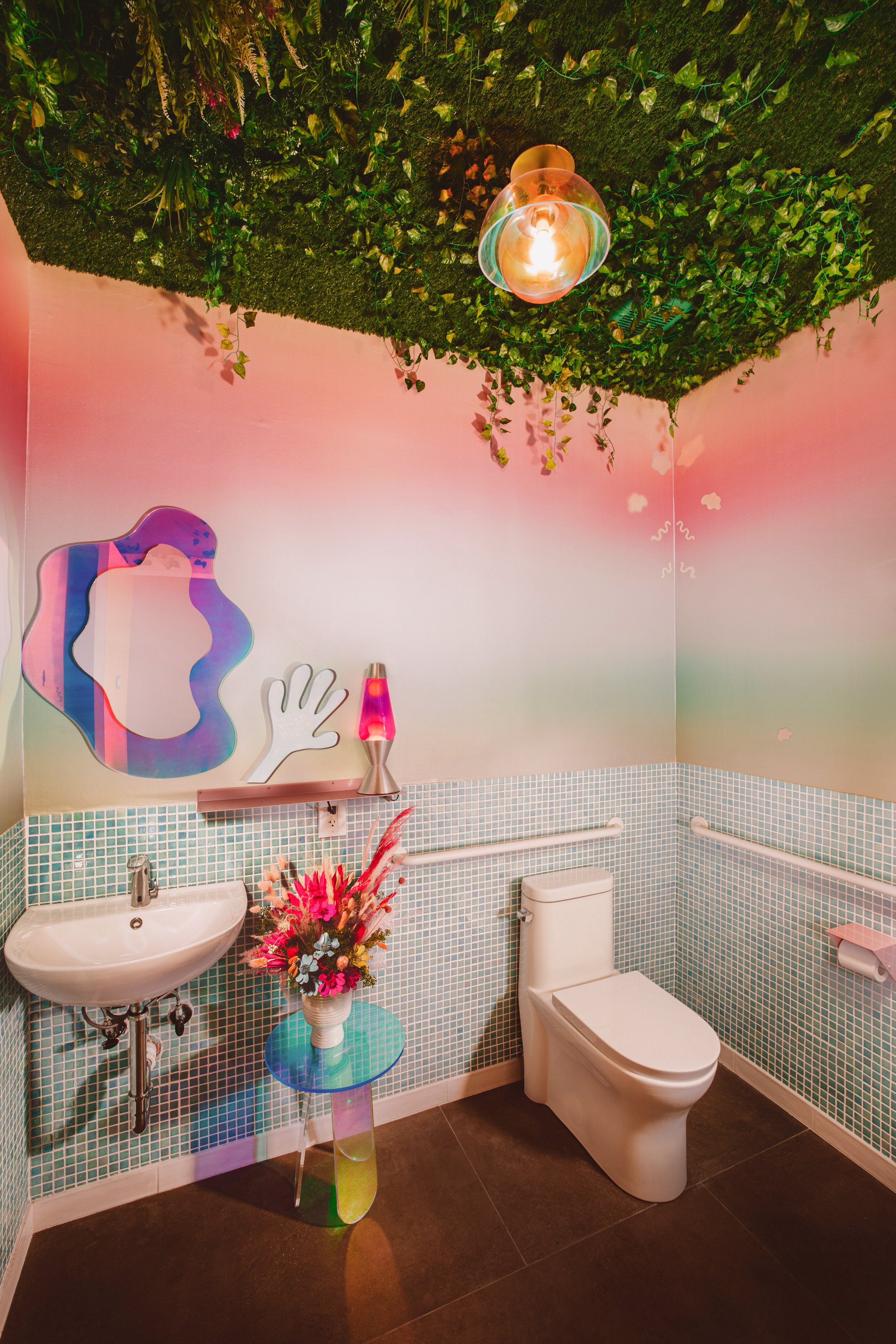 WalrusRodeo_019_RainbowBathroom_2.jpg
